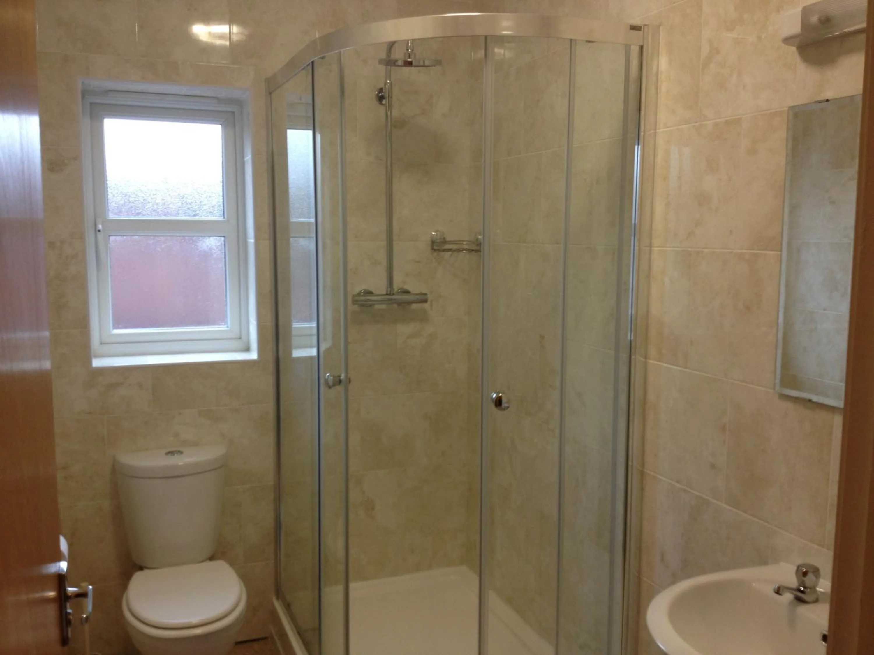 Bathroom in The Waverley Hotel