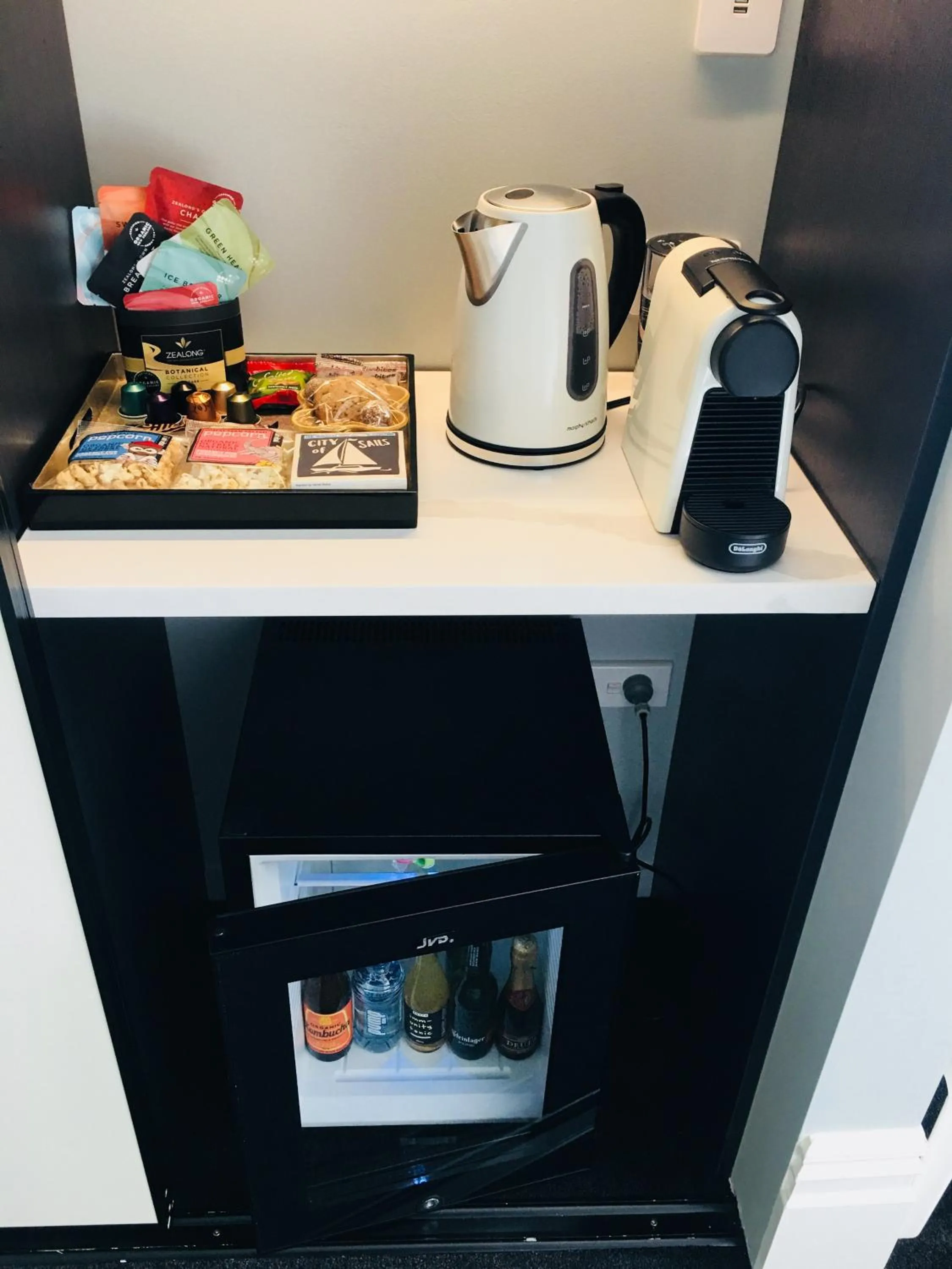 Coffee/tea facilities in Franklin38