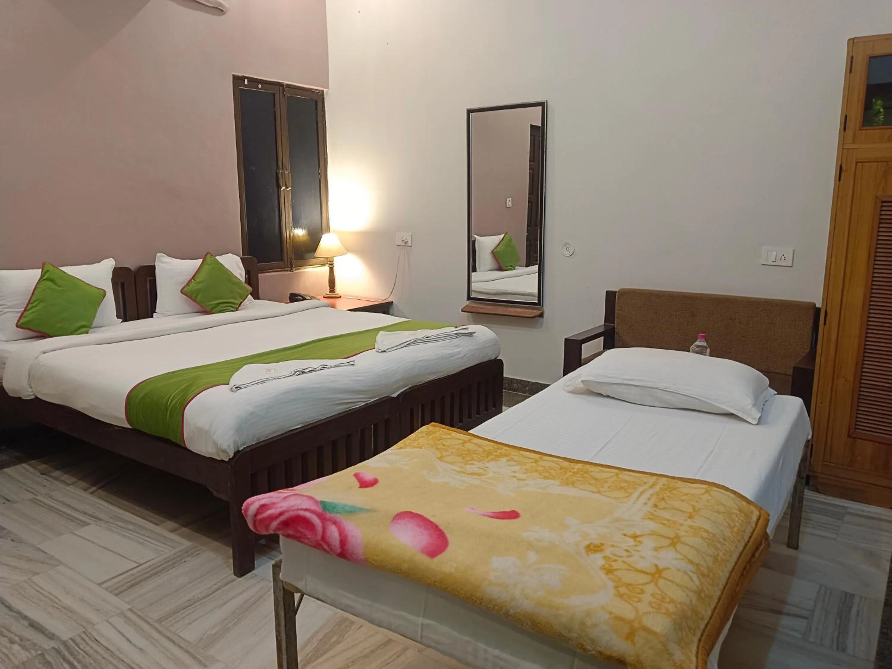 Standard Triple Room in Hotel Mewad Haveli Pushkar