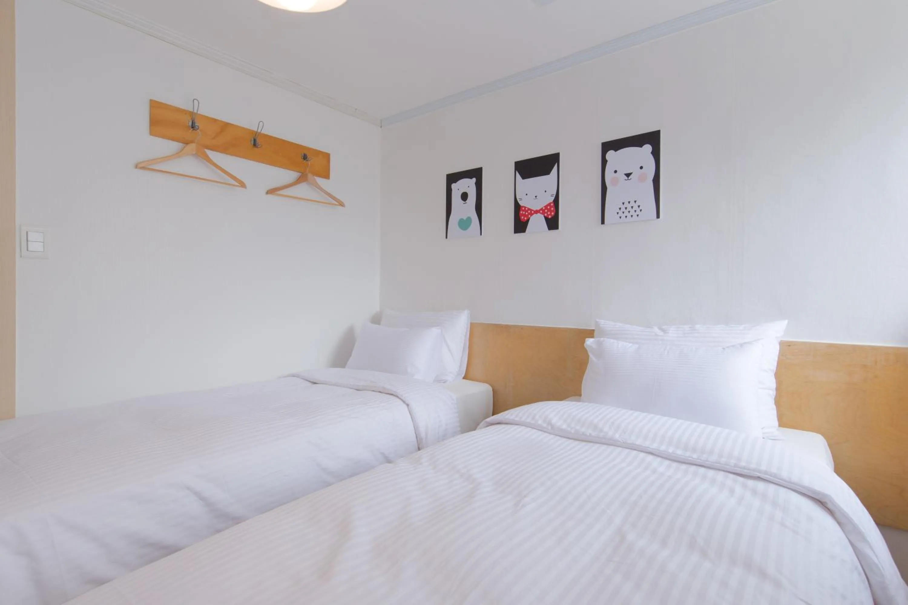 Bed in Travel Monster