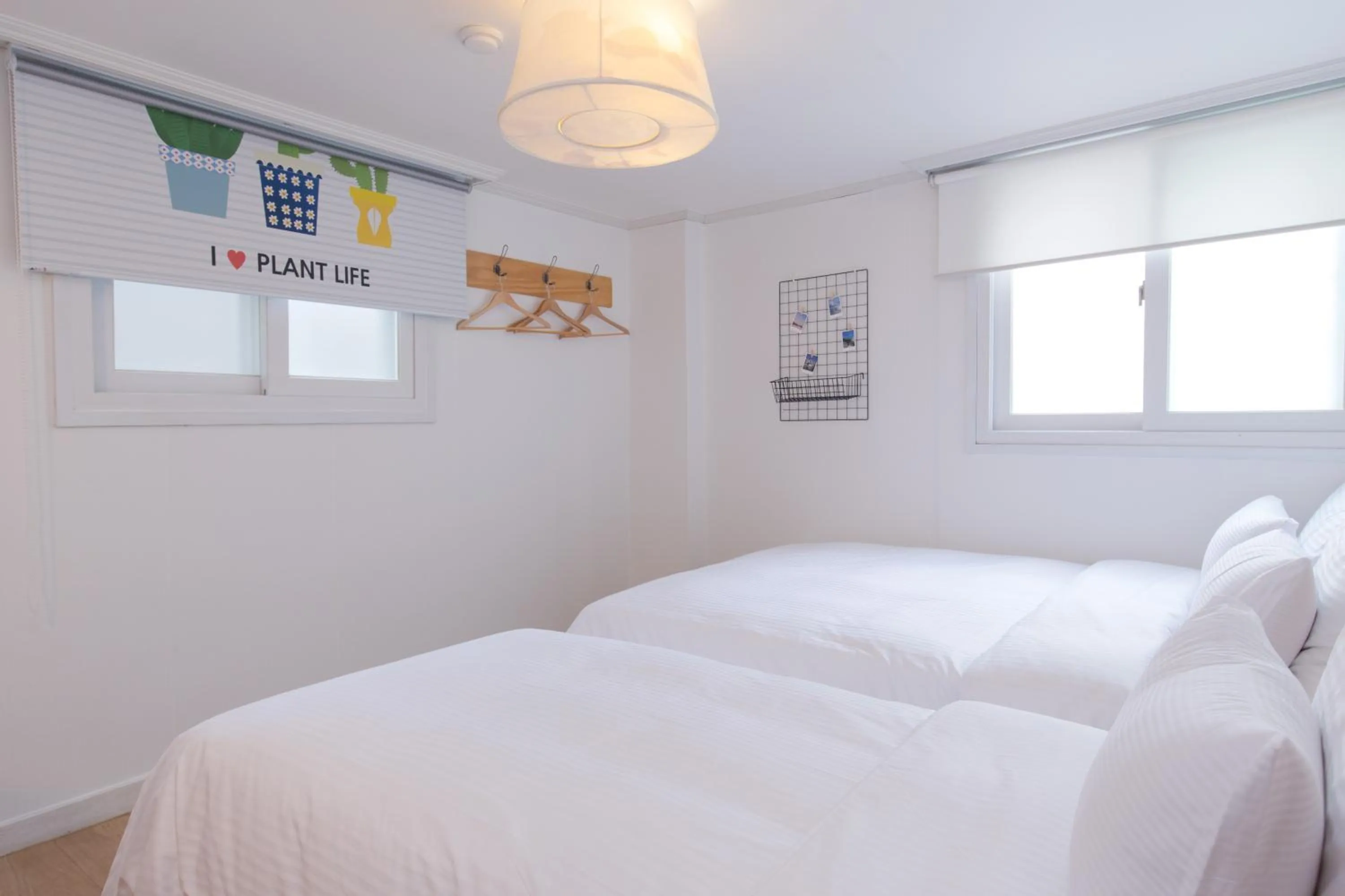 Bed in Travel Monster