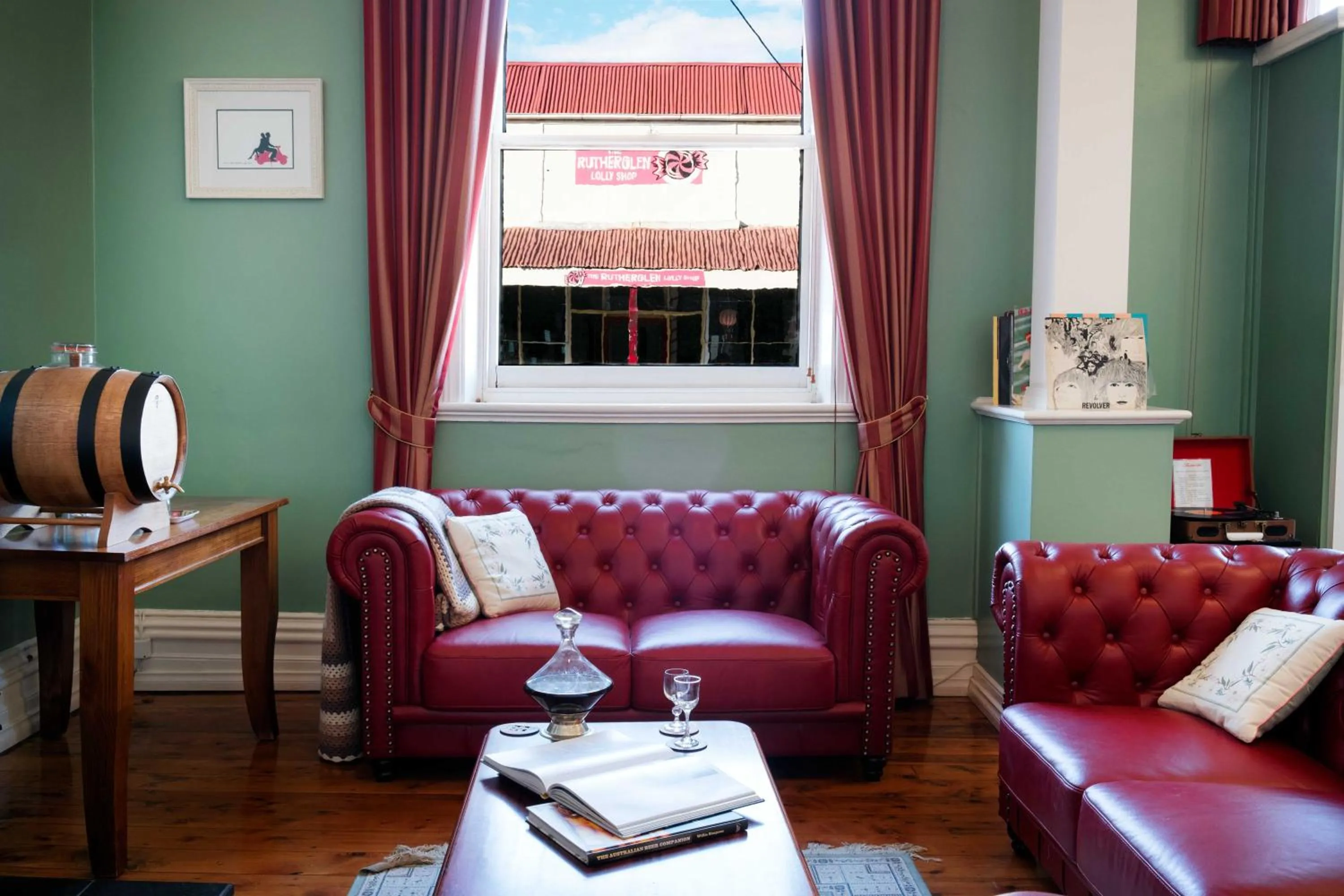 Living room in Amberesque B&B