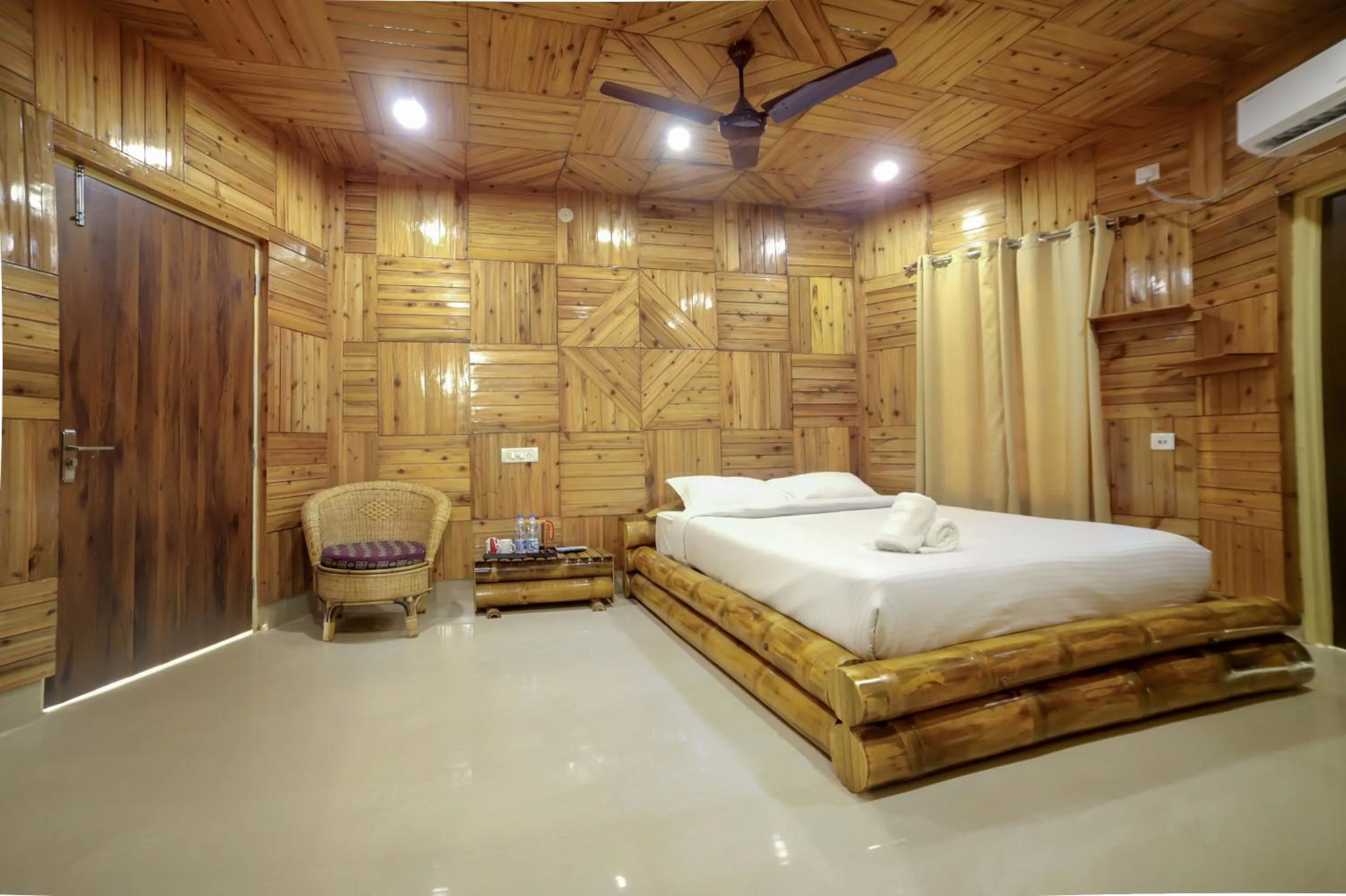 Bed in Resort Trimurti