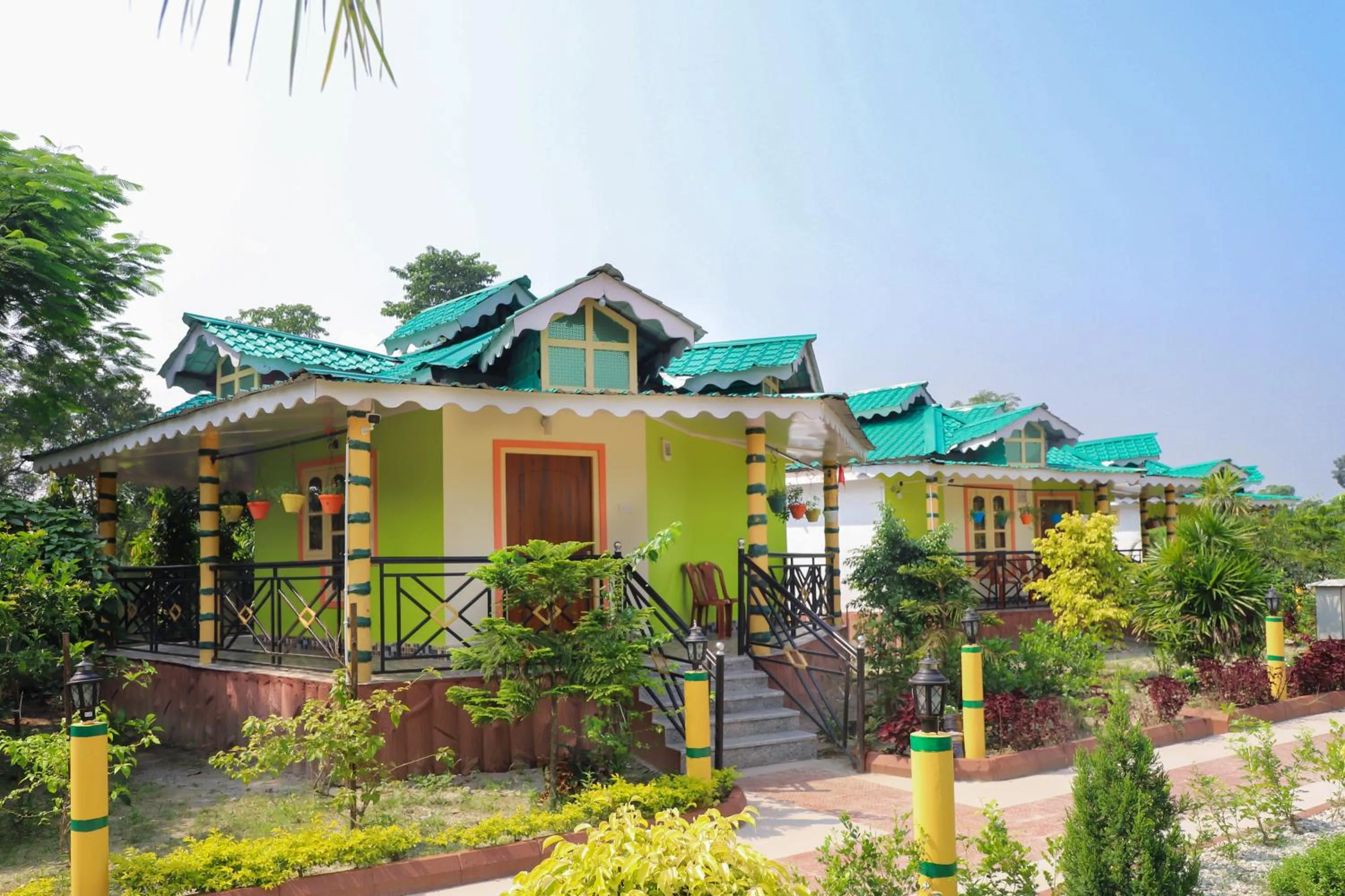 Property building in Resort Trimurti