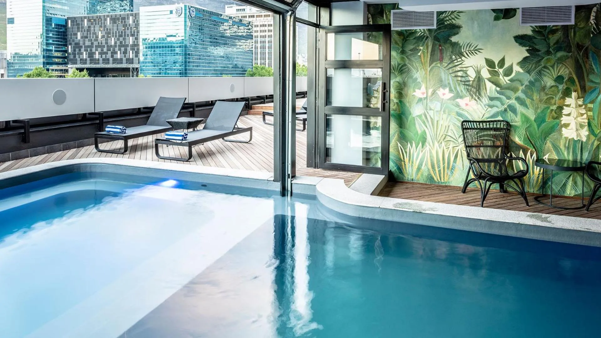 The Onyx Apartment Hotel by NEWMARK