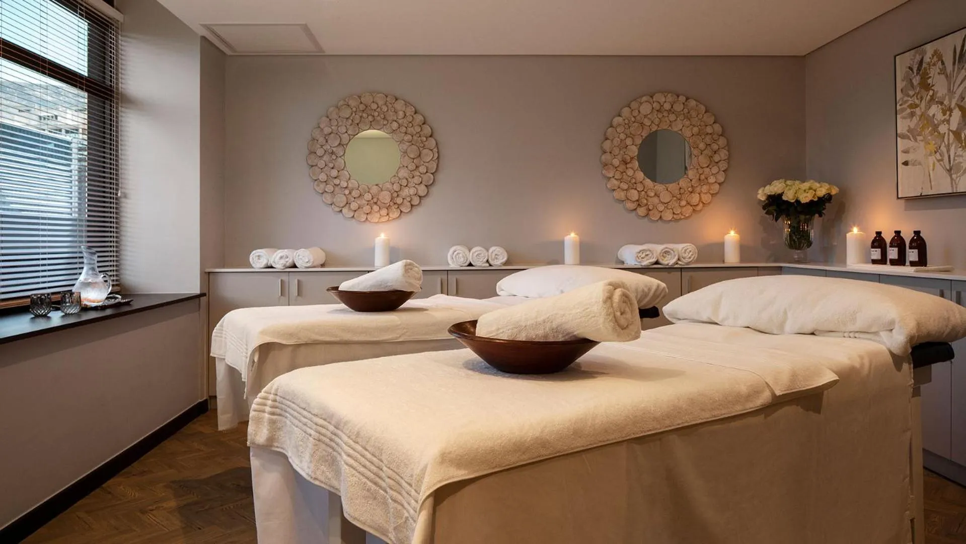 Bed in The Onyx Apartment Hotel by NEWMARK