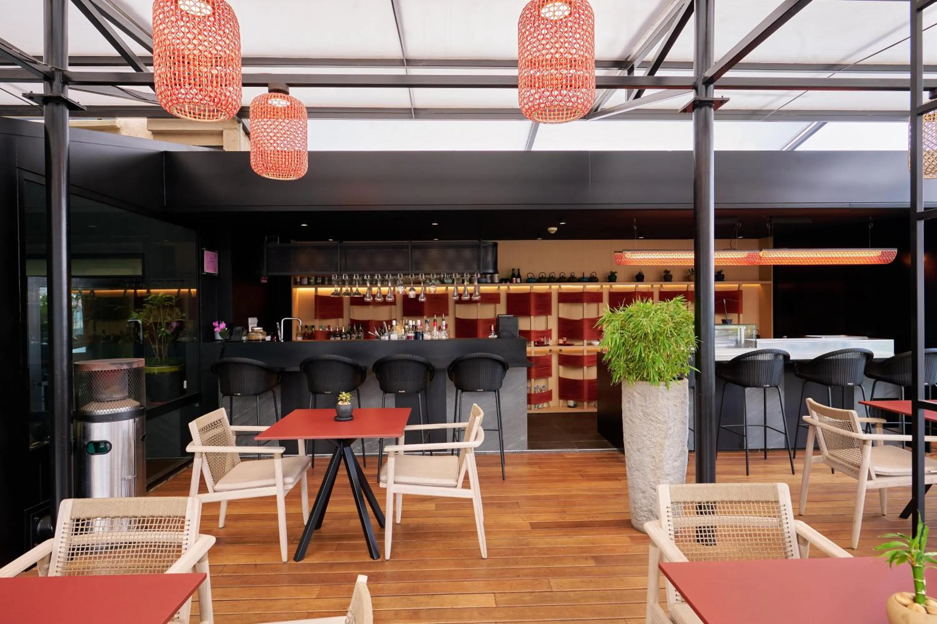 Restaurant/places to eat in Radisson Serviced Apartments Antananarivo City Centre