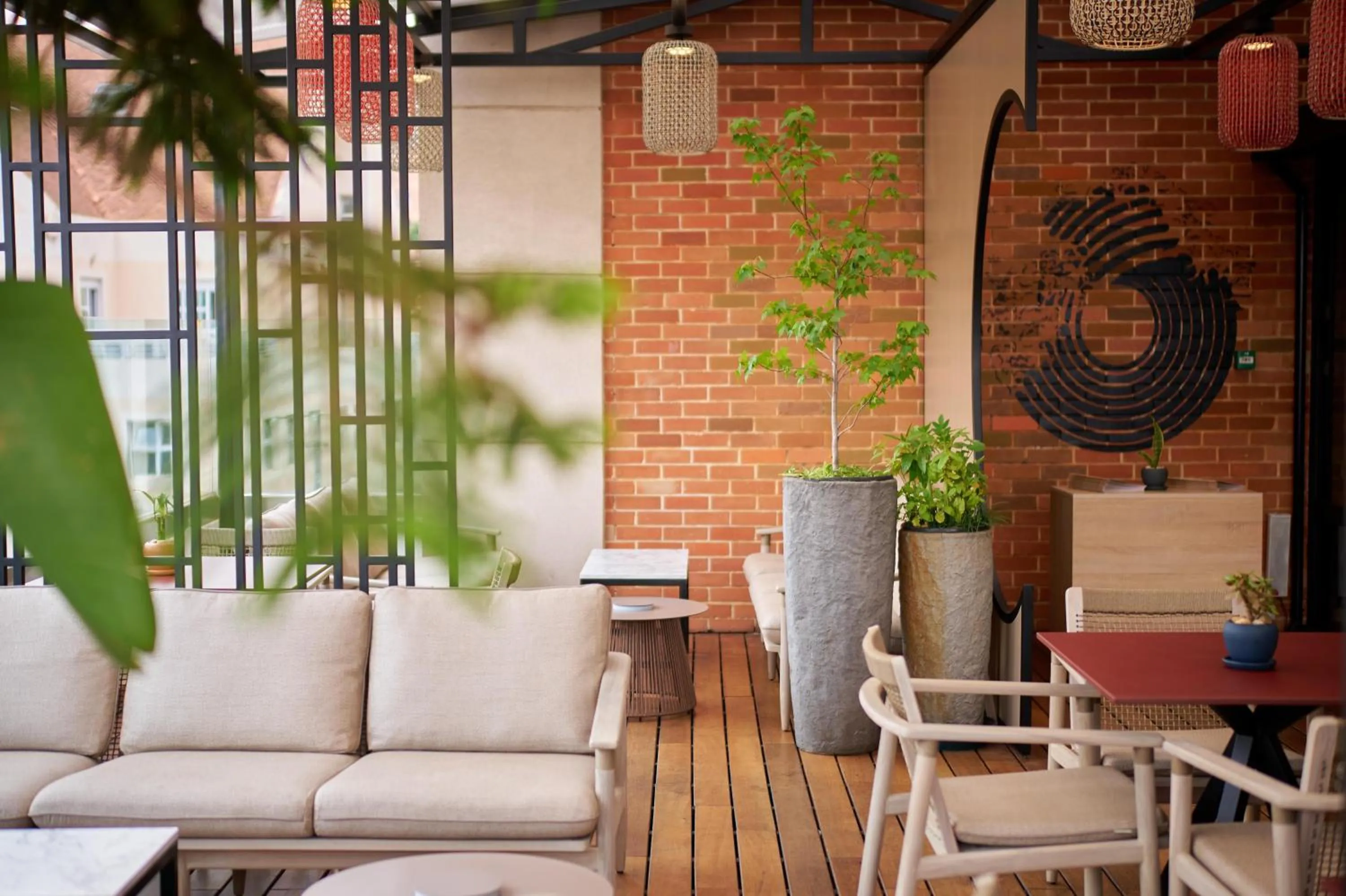 Restaurant/places to eat in Radisson Serviced Apartments Antananarivo City Centre