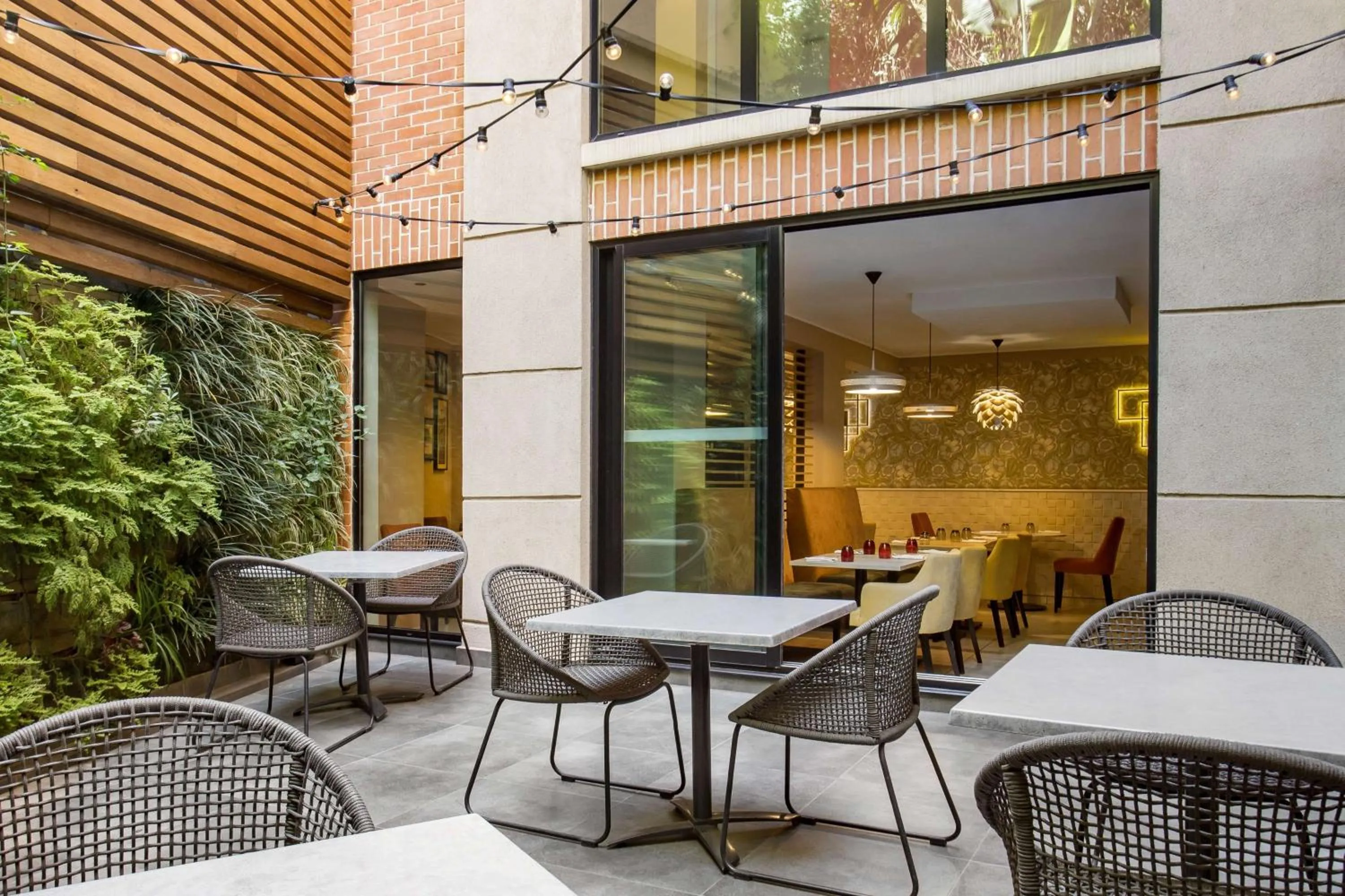 Restaurant/places to eat in Radisson Serviced Apartments Antananarivo City Centre