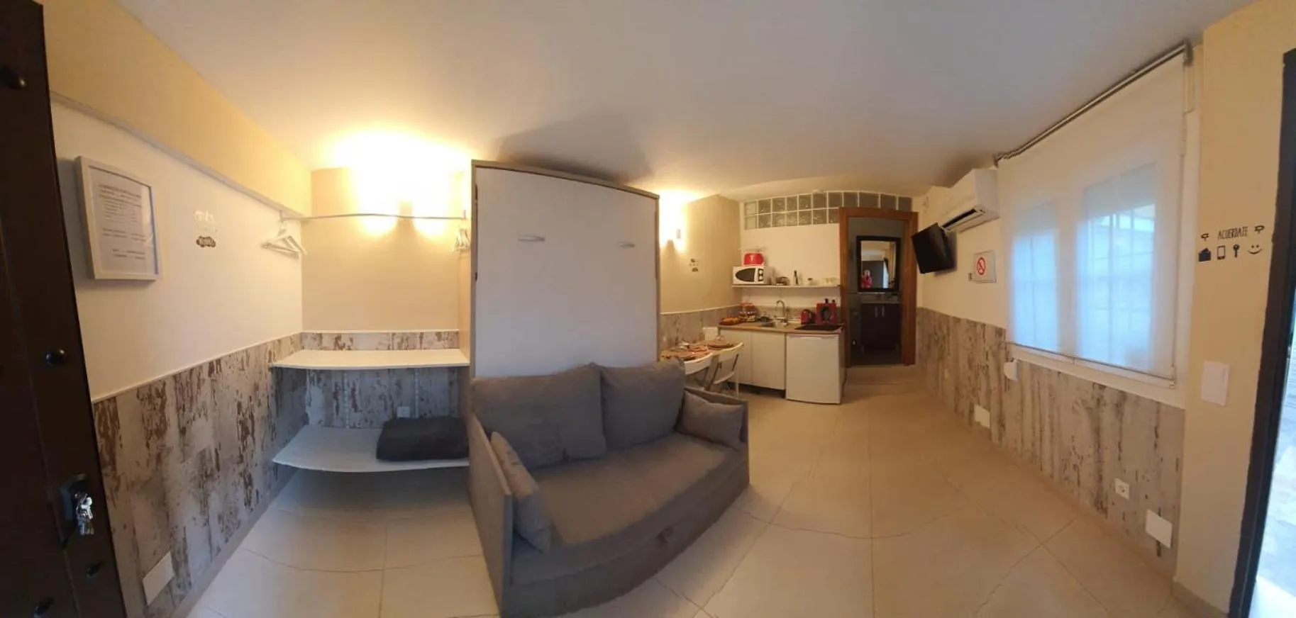 Kitchen or kitchenette in La Baraka de Guadalmar B&B Aeropuerto