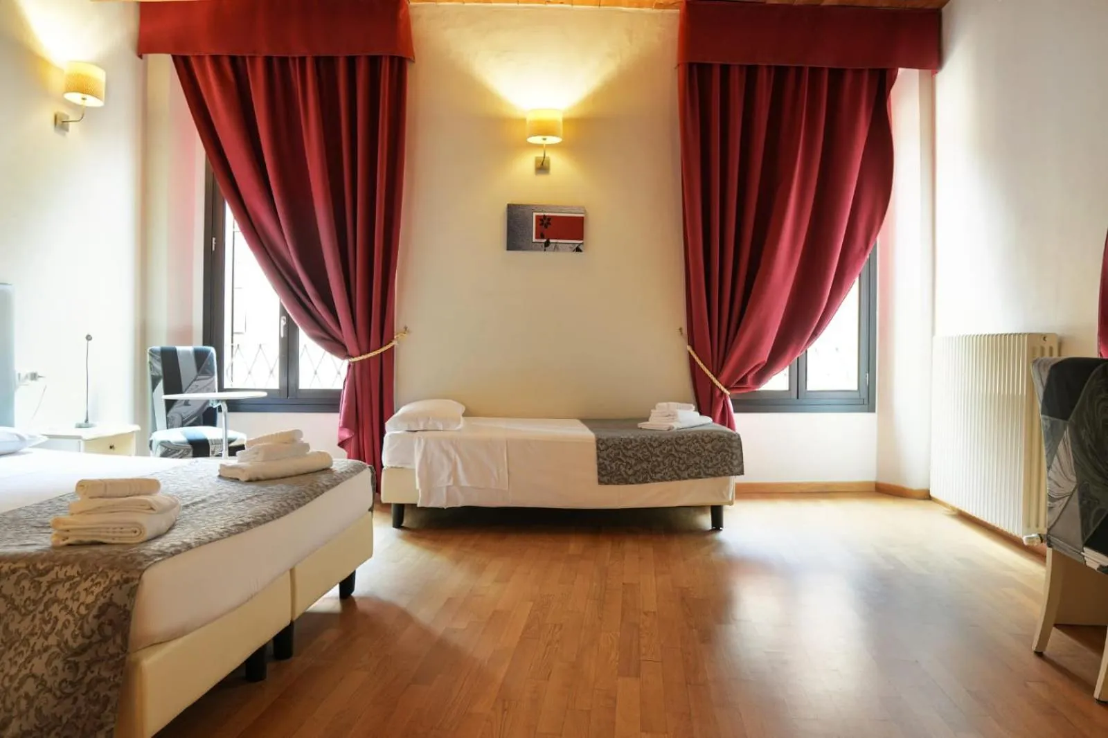 Bed in Honey Rooms Ferrara