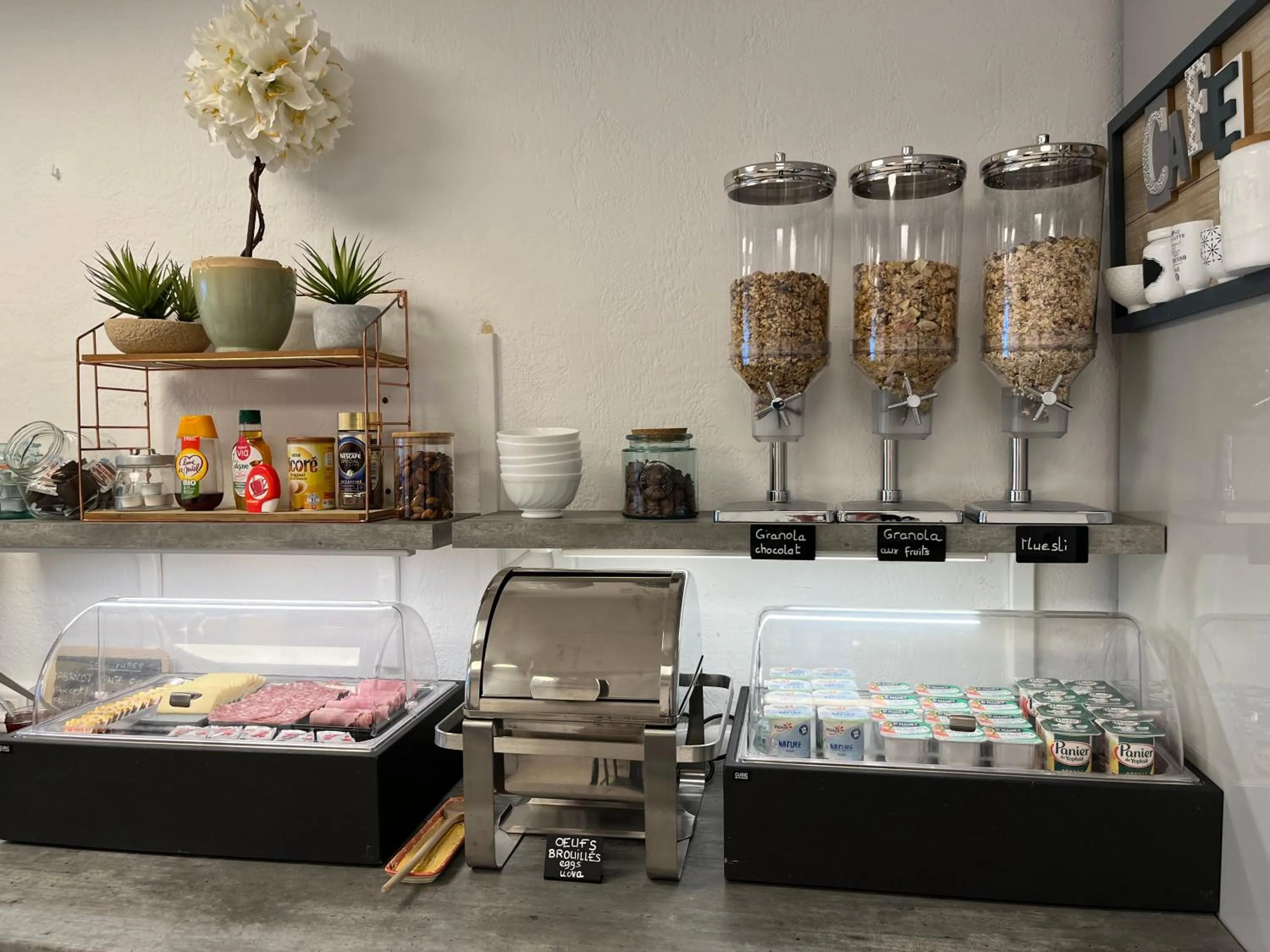 Breakfast in Hôtel Le Mirage