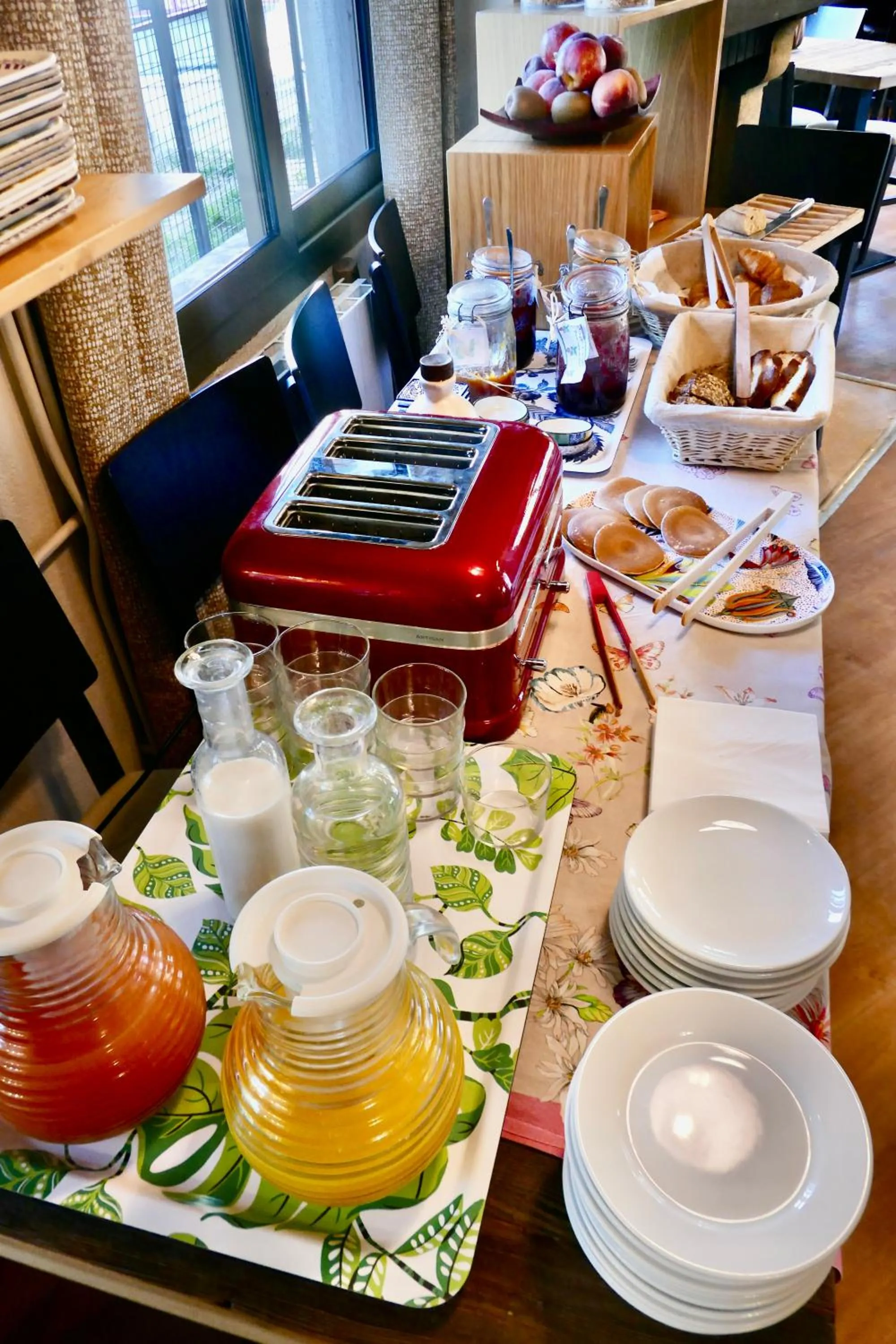 Buffet breakfast in Hôtel Le Blainon