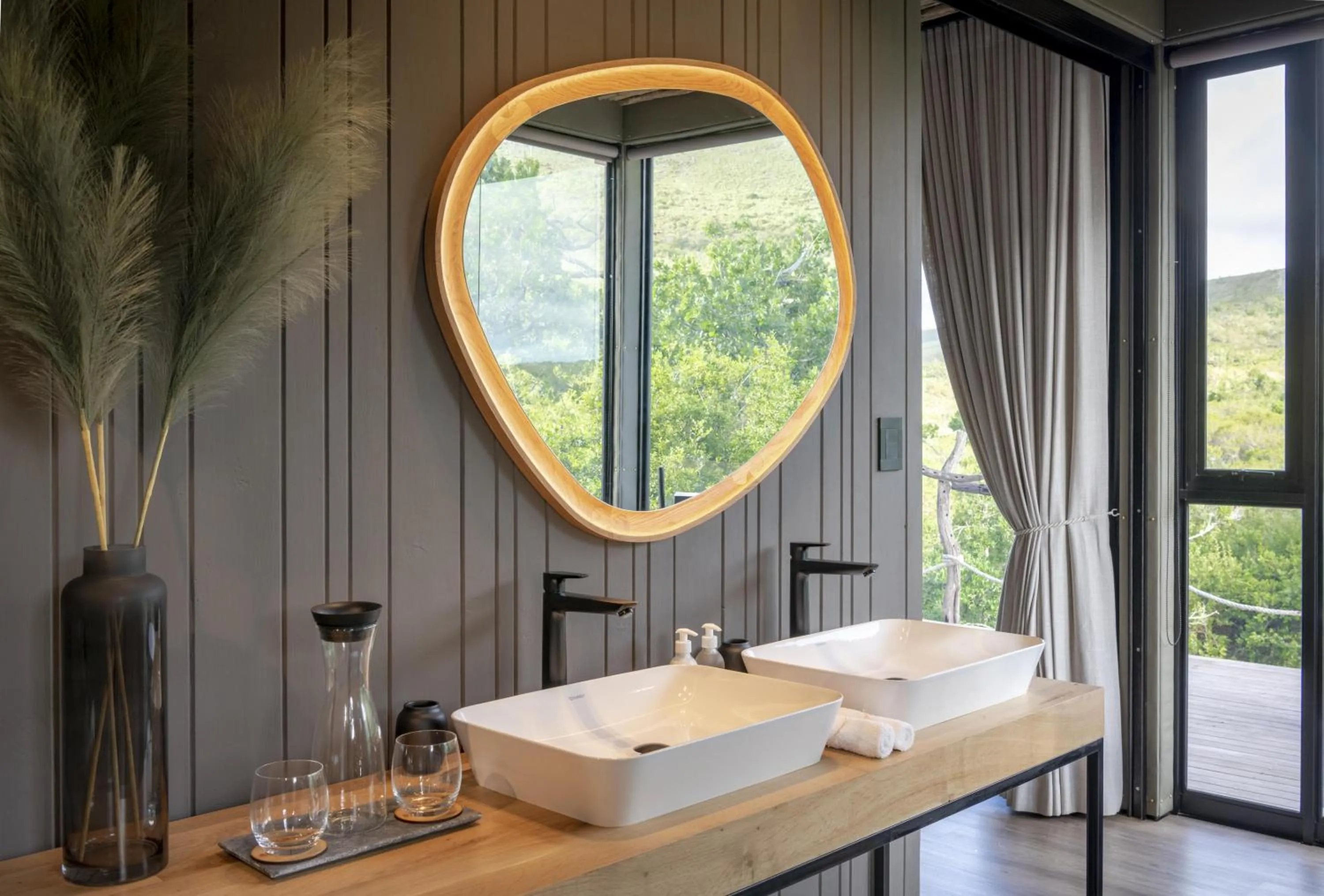 Bathroom in Shamwari Bayethe