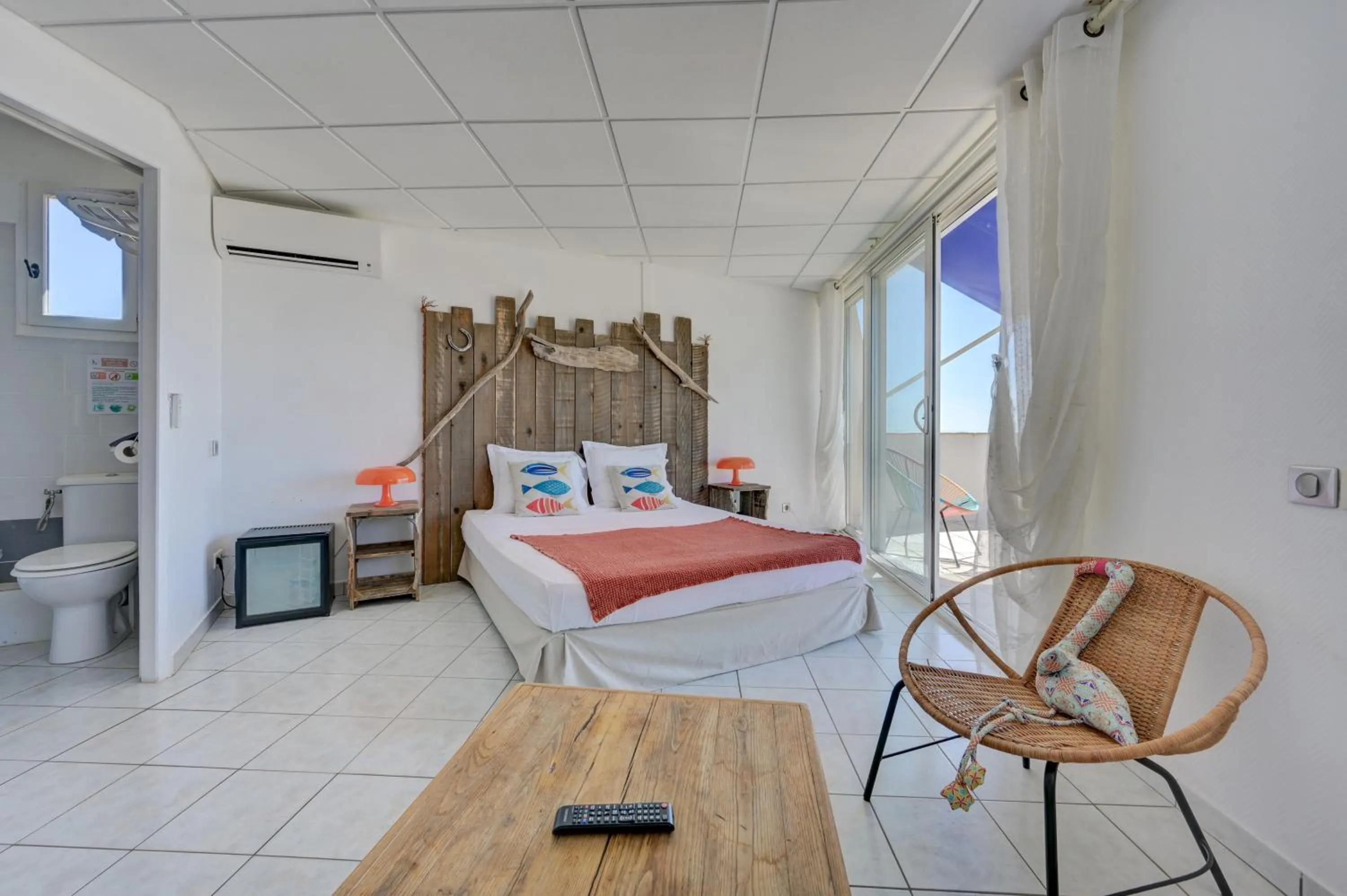 Bedroom, Bed in Hotel Camille