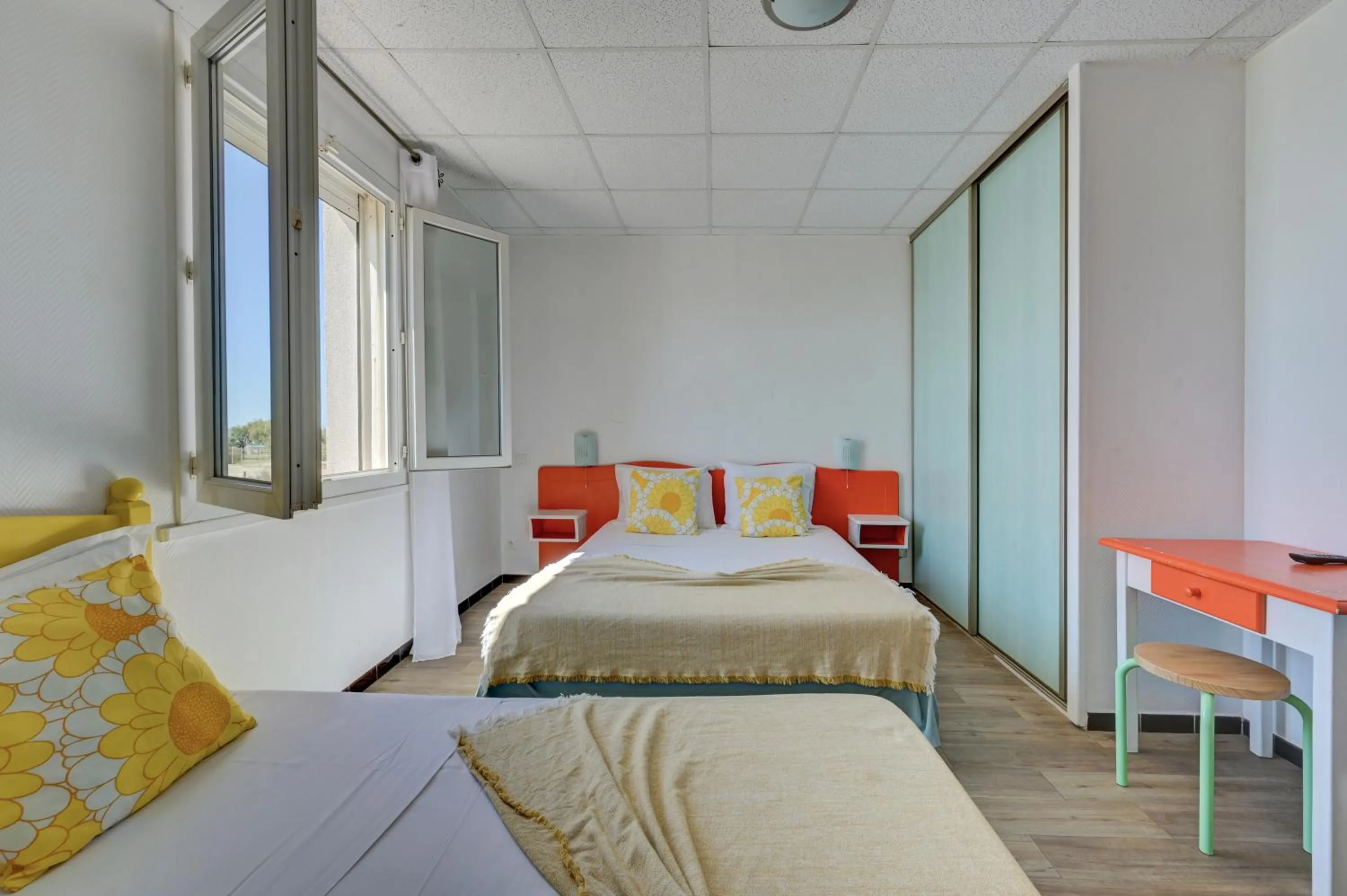 Photo of the whole room, Bed in Hotel Camille