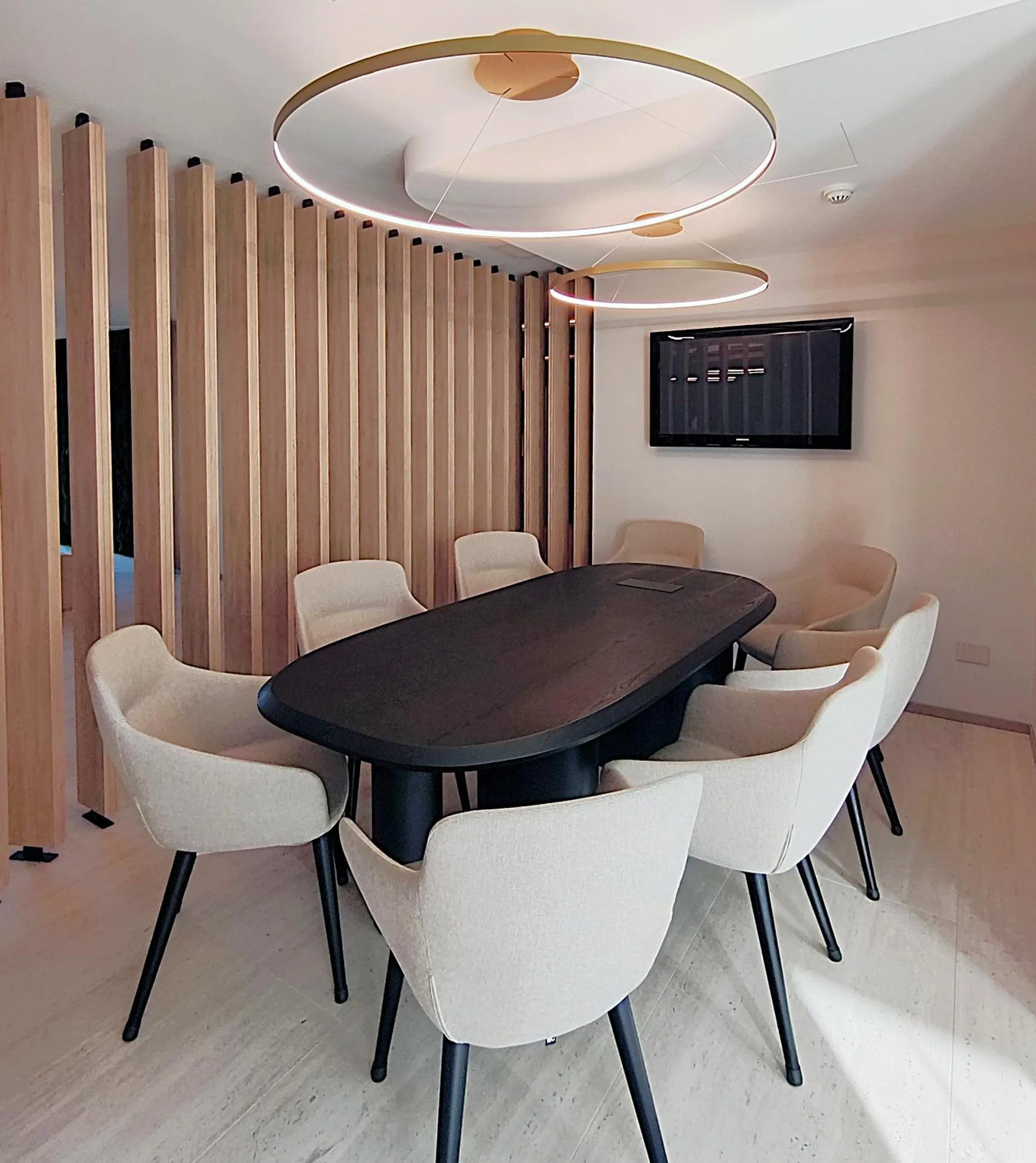 TV and multimedia in Vittoria Parc Hotel