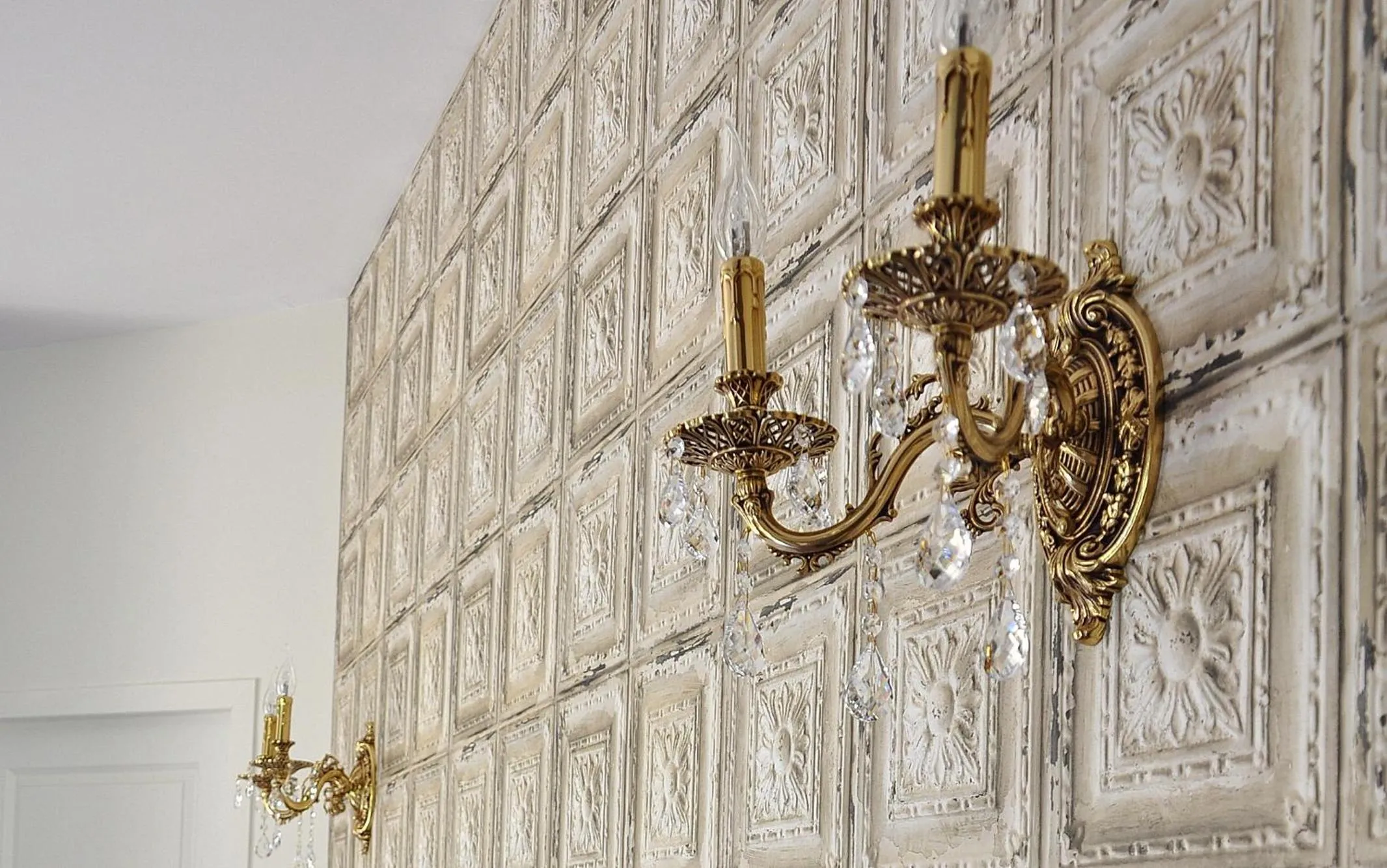 Decorative detail in Le Jardin des Amandiers