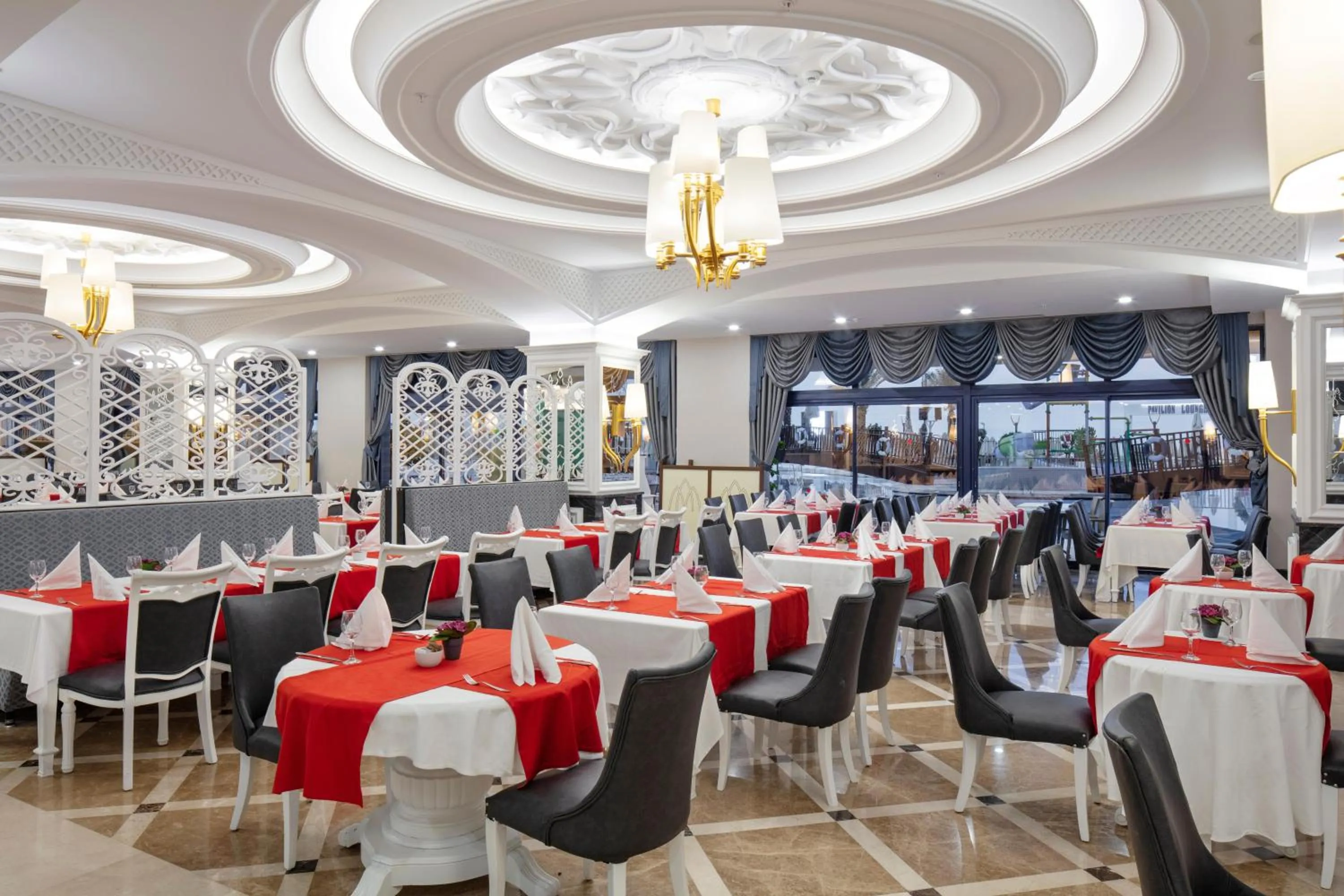 Restaurant/places to eat in Granada Luxury Okurcalar