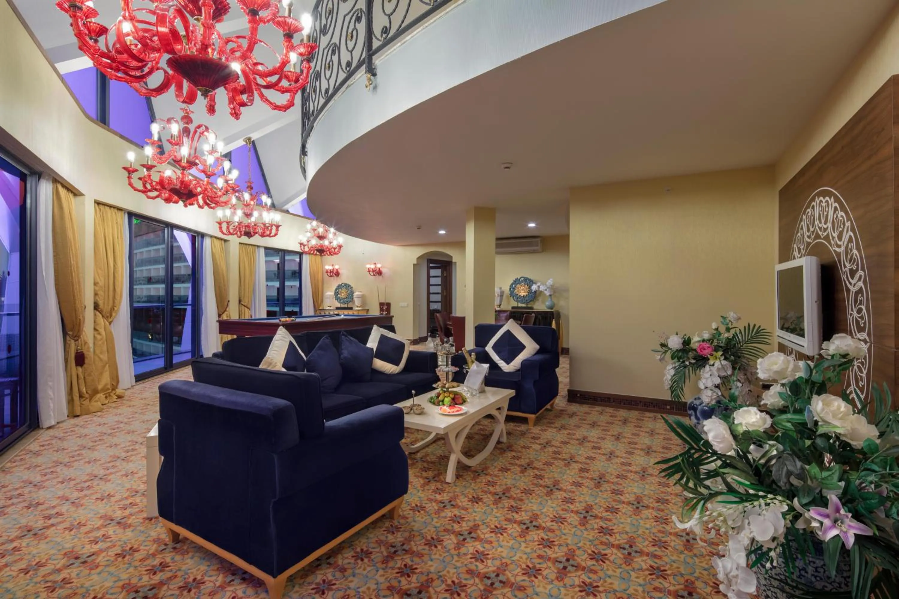 Photo of the whole room in Granada Luxury Okurcalar