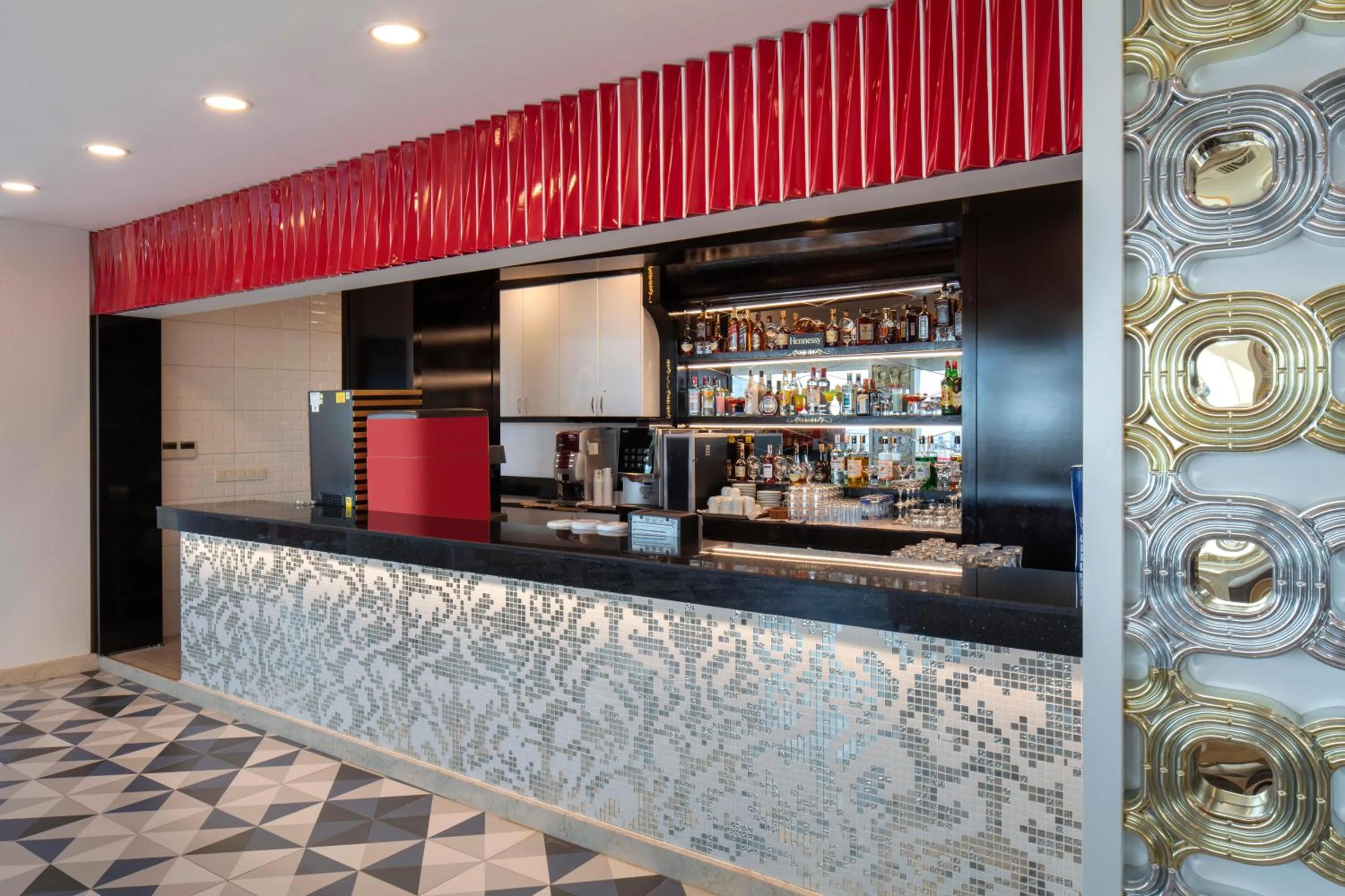 Lounge or bar in Granada Luxury Okurcalar