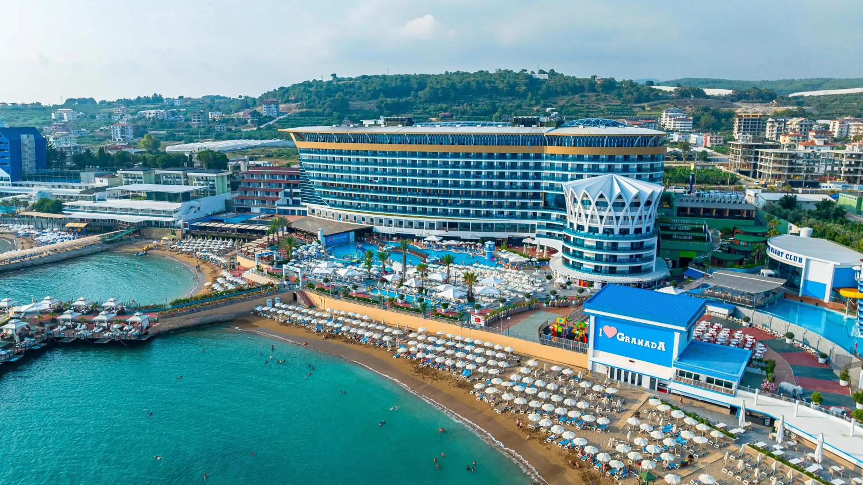 Property building in Granada Luxury Okurcalar