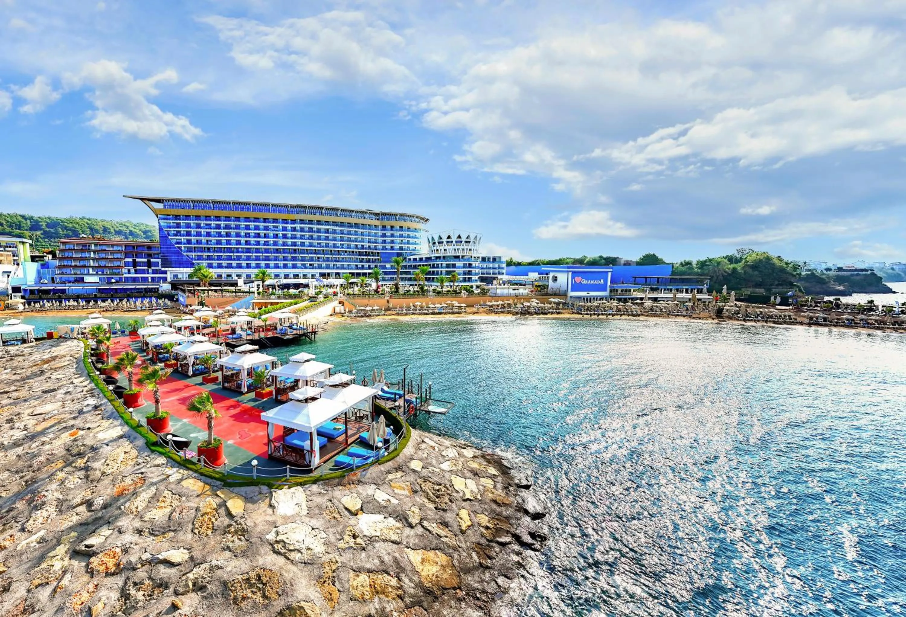 Property building in Granada Luxury Okurcalar