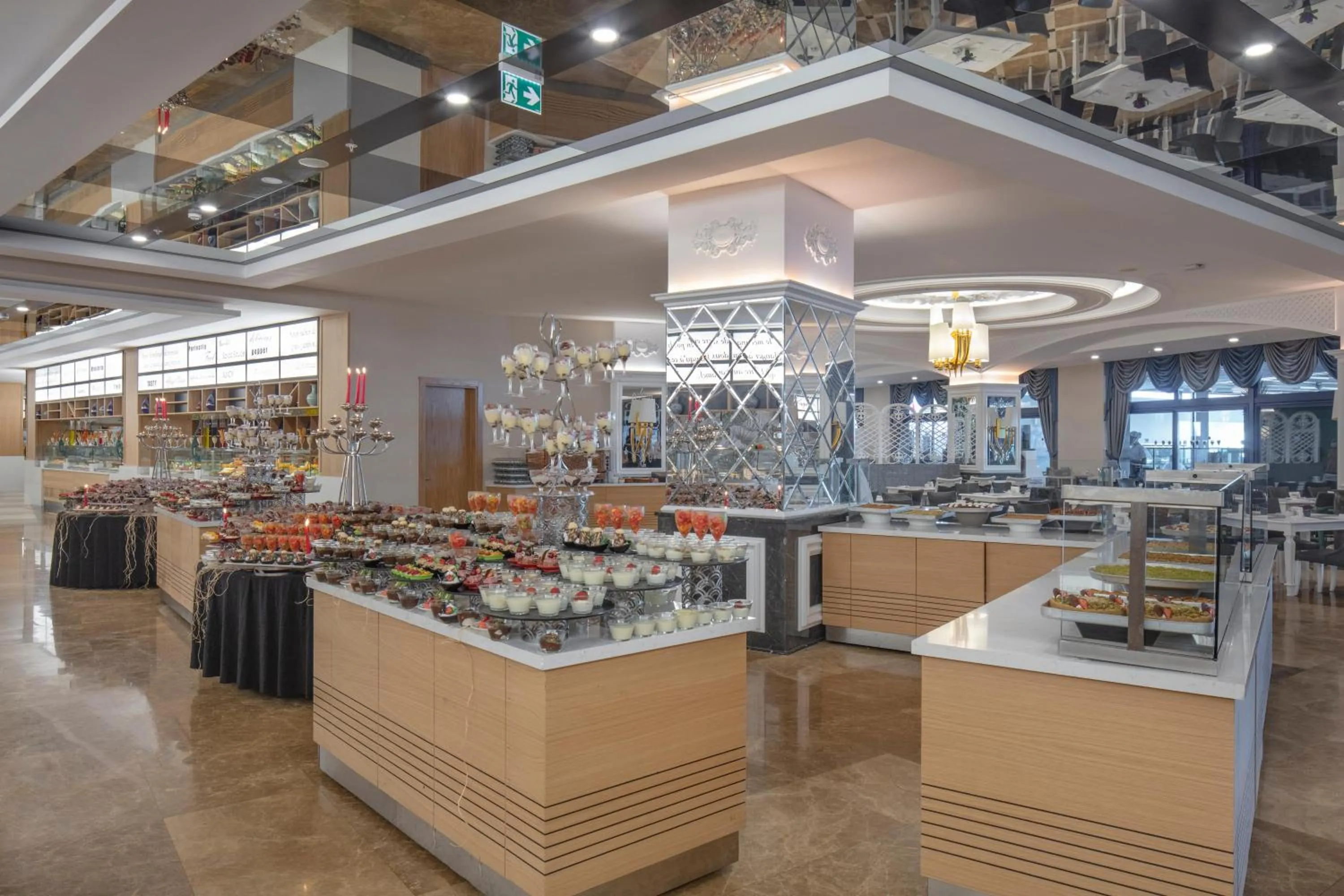 Restaurant/places to eat in Granada Luxury Okurcalar