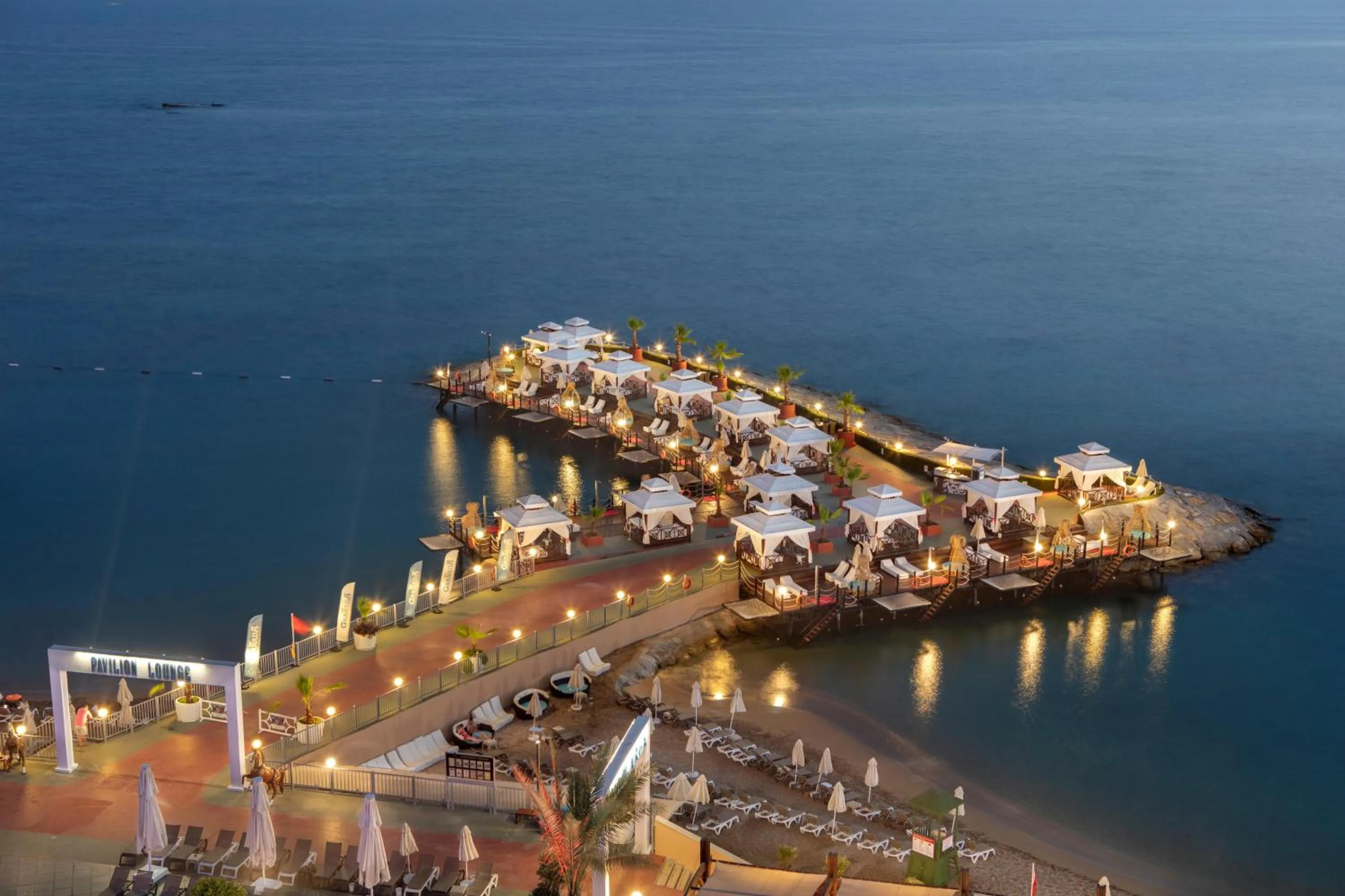 Property building in Granada Luxury Okurcalar