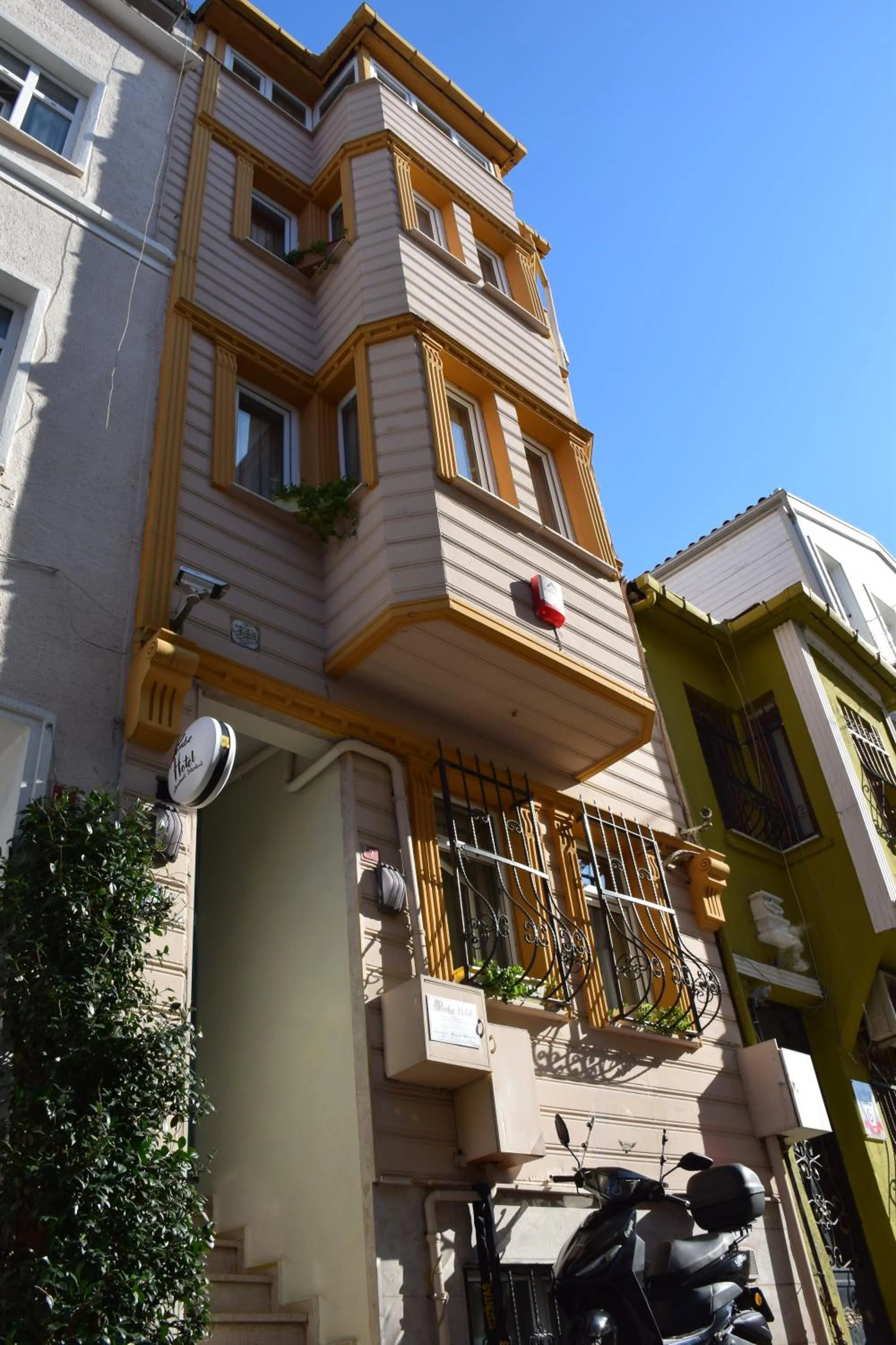 Property building in Pembe Hotel