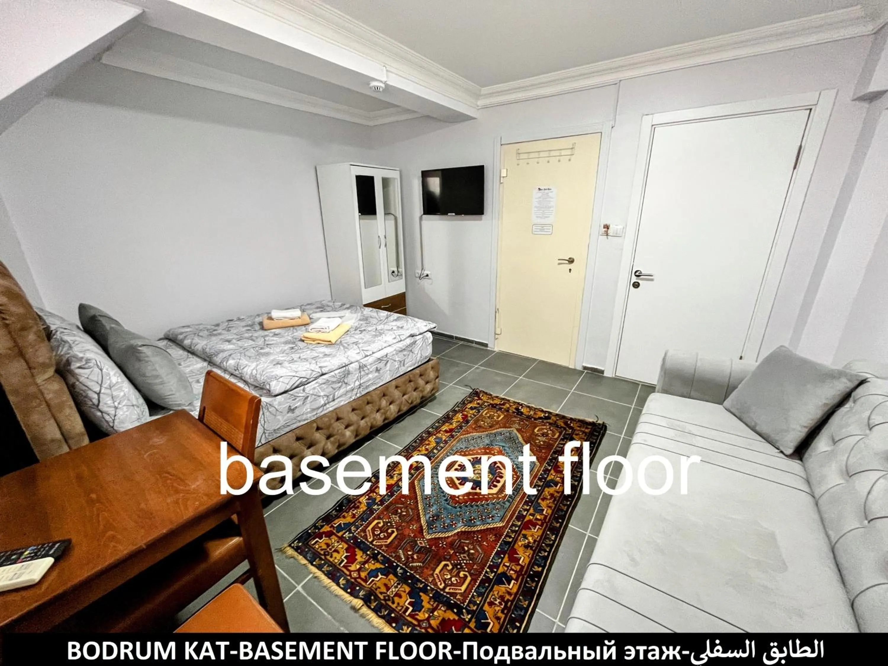 Photo of the whole room, Bed in Pembe Hotel