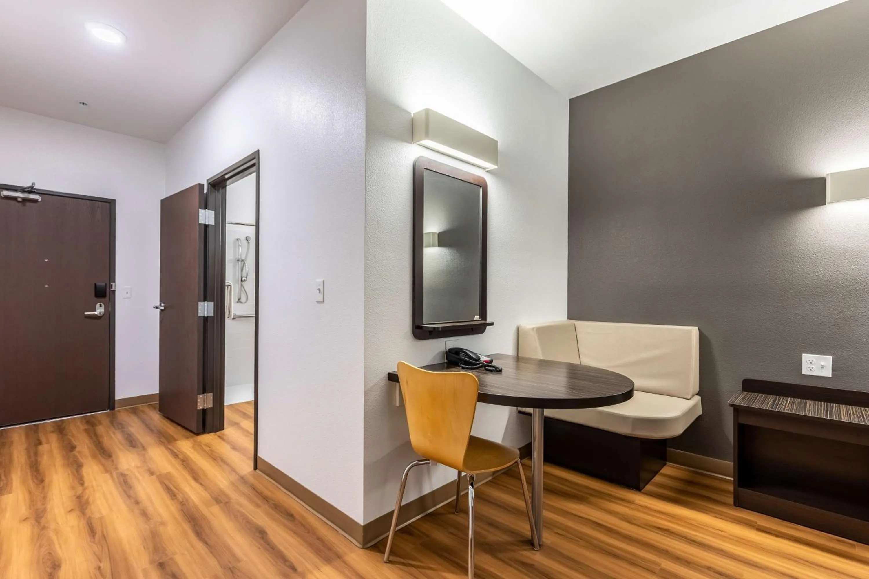 Photo of the whole room in Motel 6-Las Vegas, NV - Motor Speedway