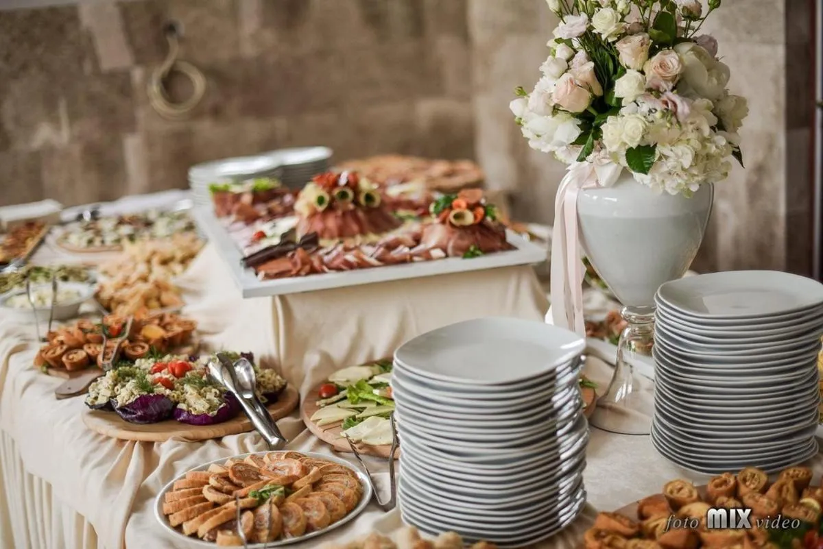 Food and drinks in Hotel Bigeste