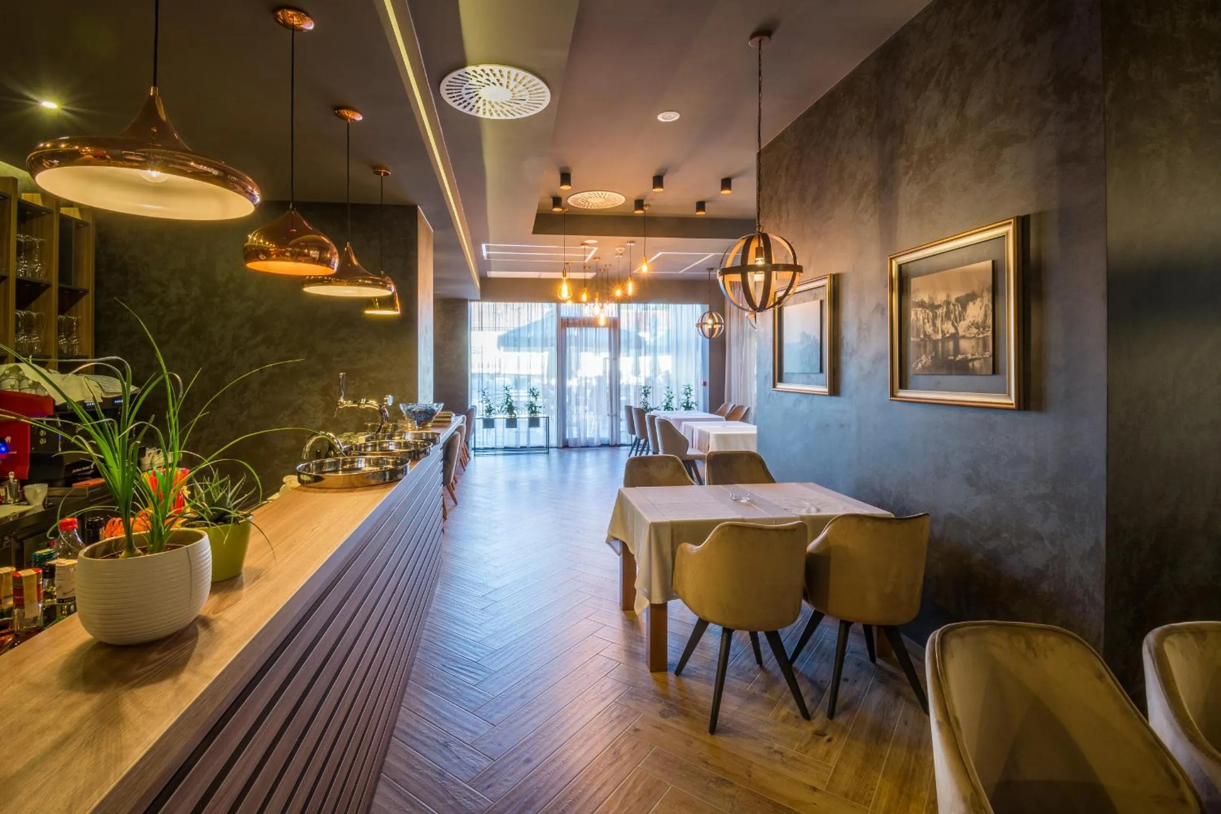 Restaurant/places to eat in Hotel Bigeste