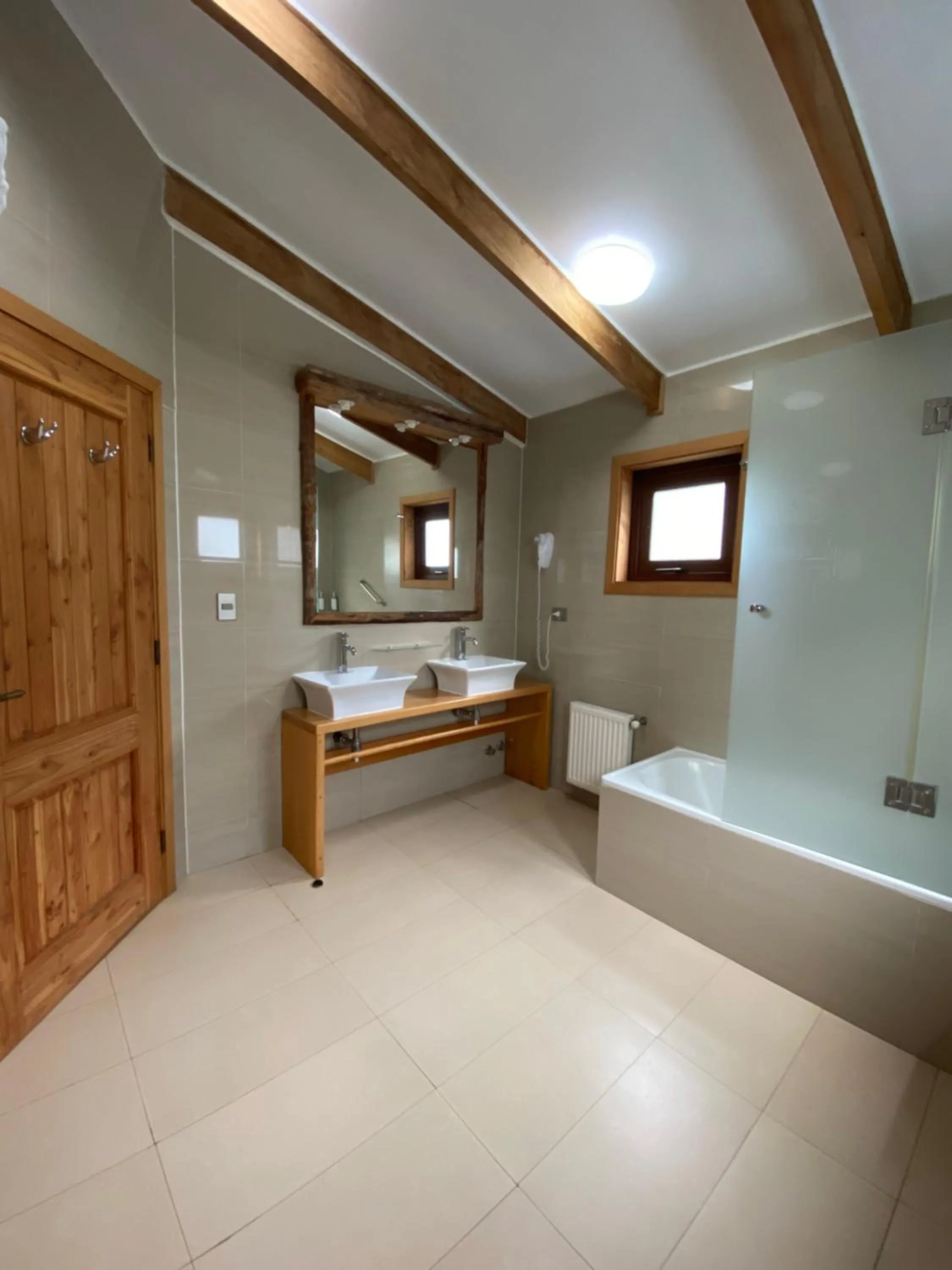 Bathroom in Hotel Parque Quilquico