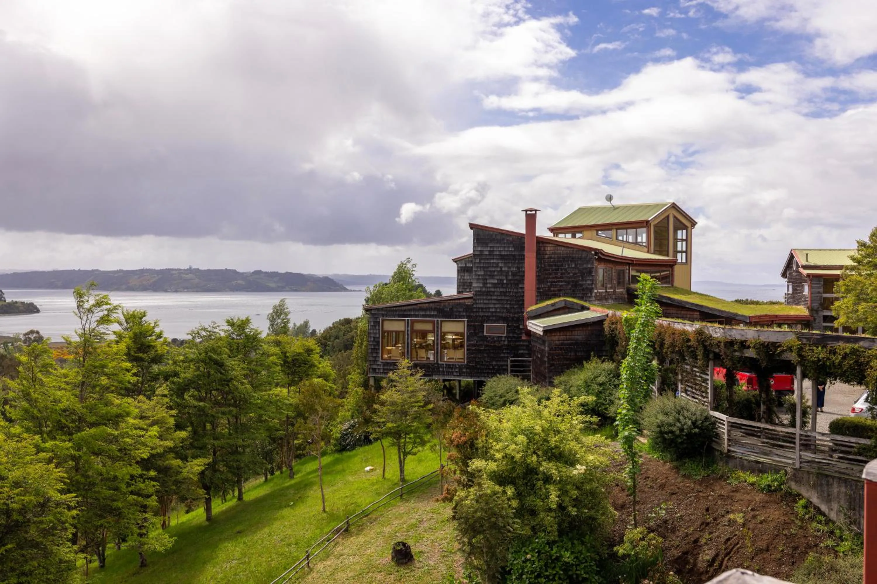 Property building in Hotel Parque Quilquico