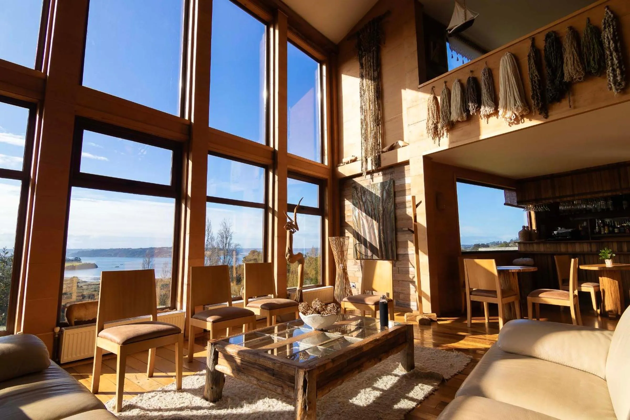 Living room in Hotel Parque Quilquico