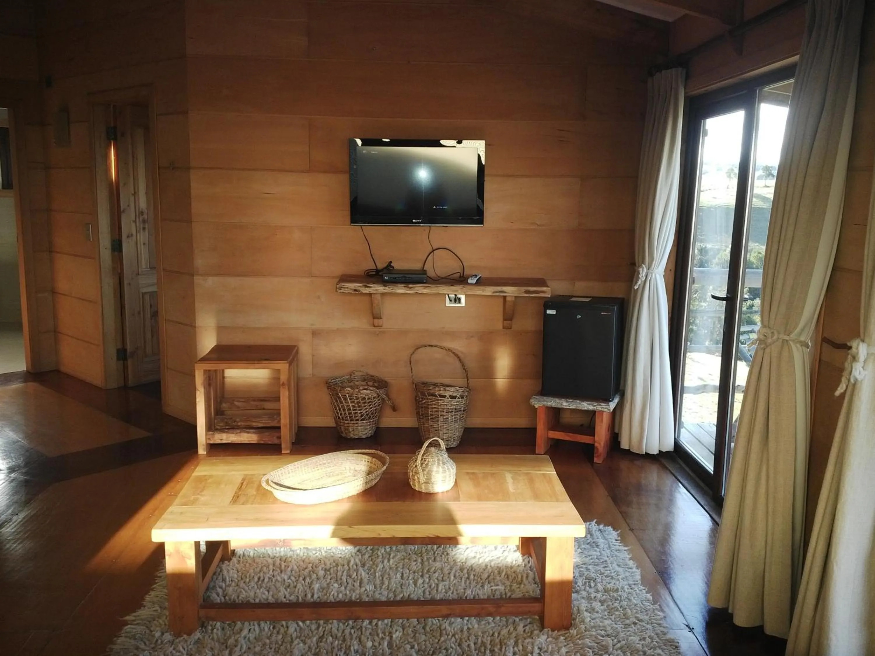 TV and multimedia in Hotel Parque Quilquico