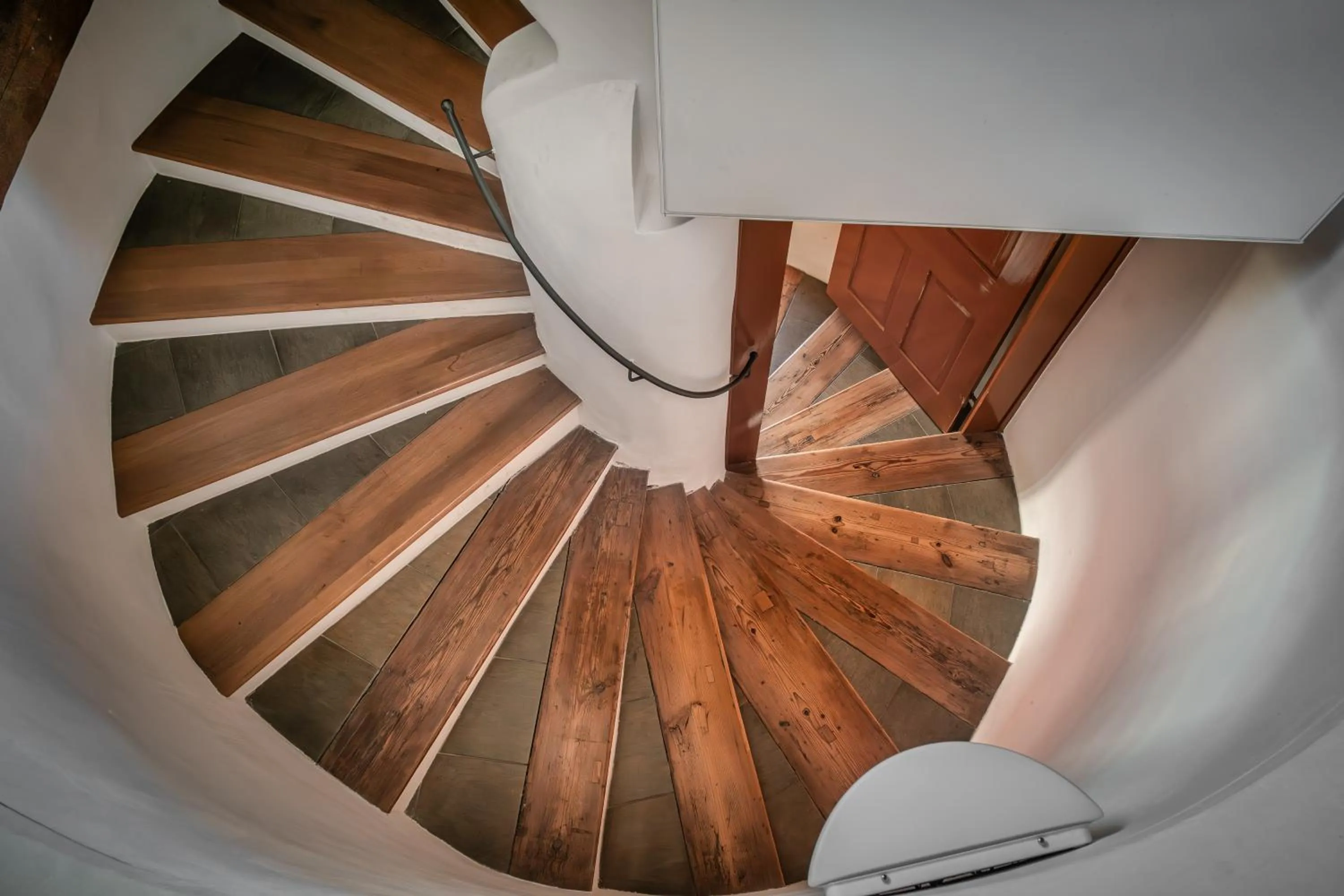 Property building in 3 Epoques Apartments by Adrez