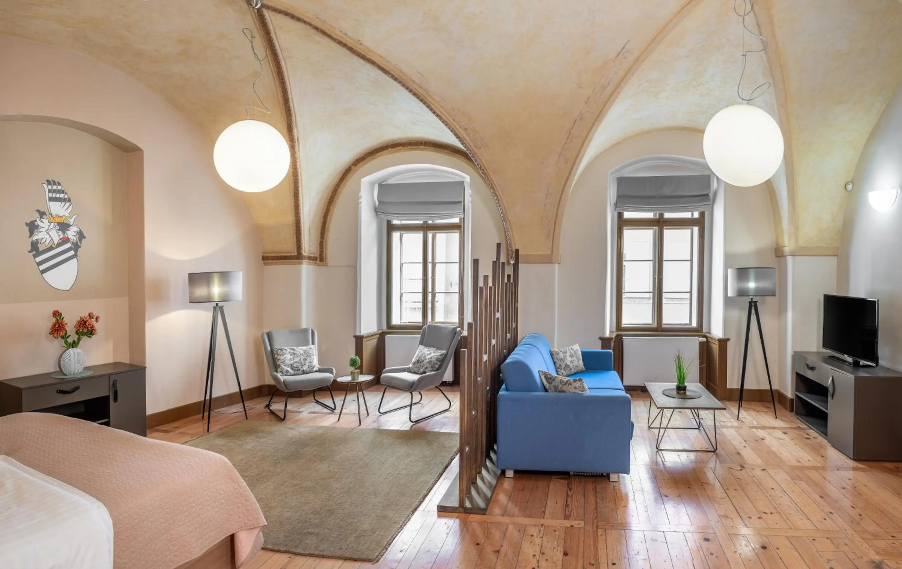 Bed in 3 Epoques Apartments by Adrez