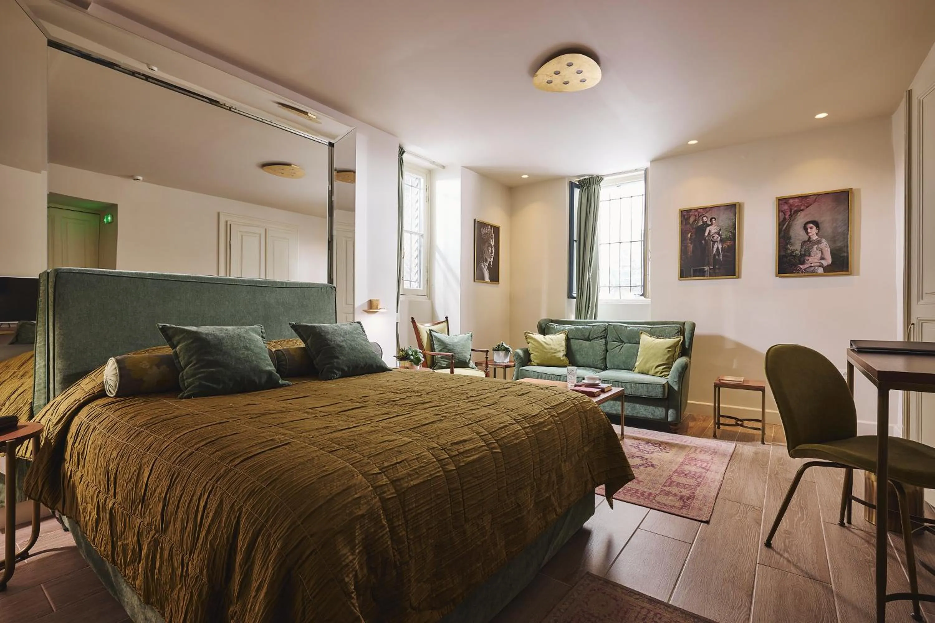 Seating area, Bed in Bohemian Suites Athens