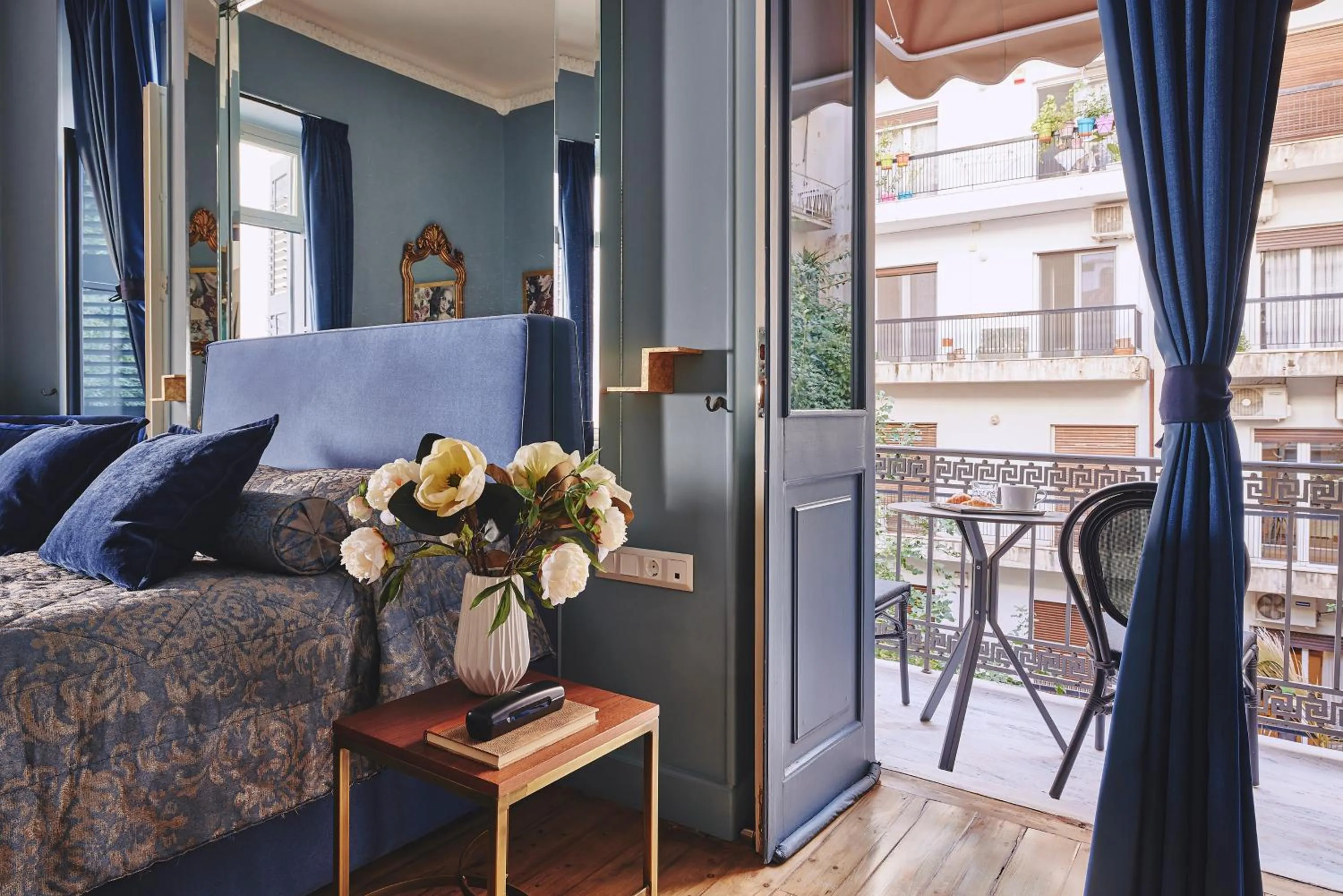 Balcony/Terrace in Bohemian Suites Athens