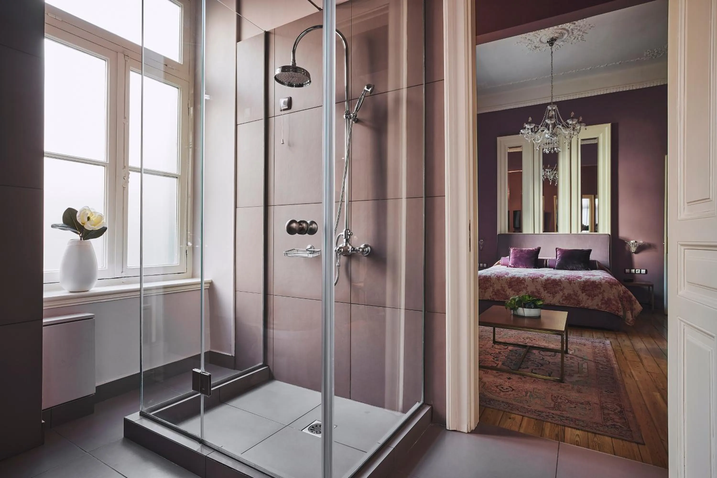 Shower, Bed in Bohemian Suites Athens