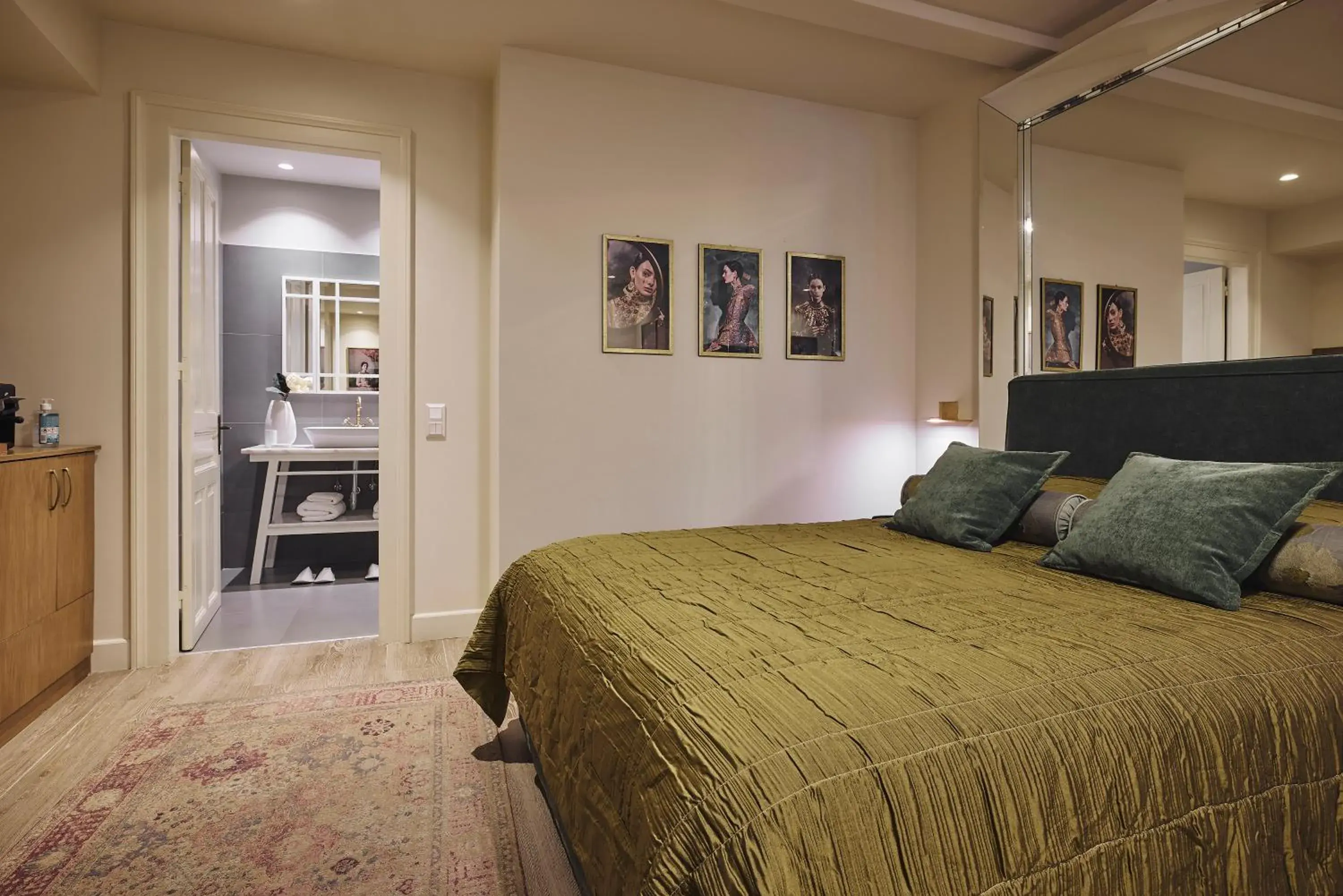 Junior Suite - Semi Basement in Bohemian Suites Athens - Maison Hotel Adults Only Junior Suite - Semi Basement in Bohemian Suites Athens - Maison Hotel Adults Only