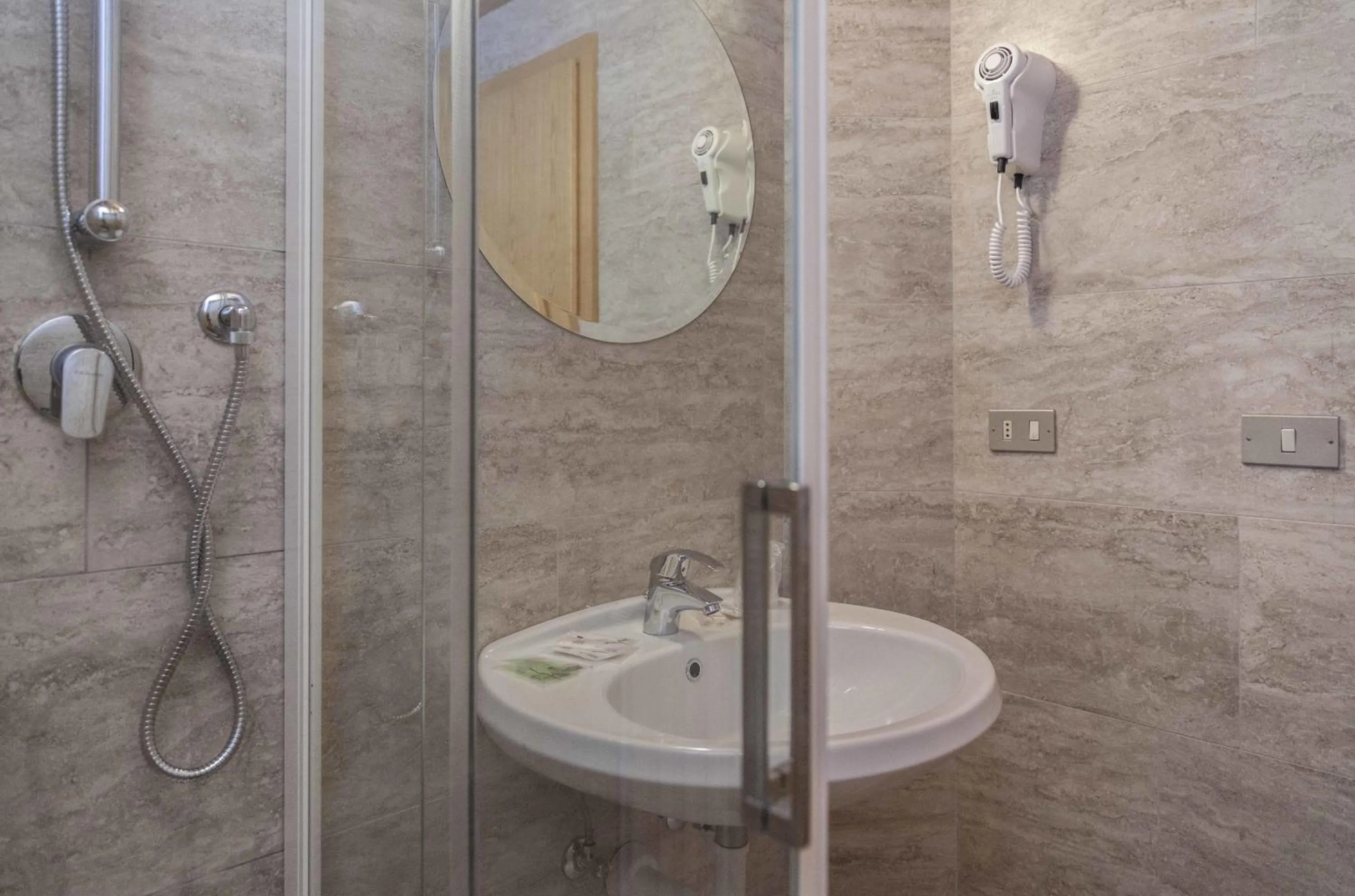 Bathroom in Hotel Casa Alpina - Alpin Haus