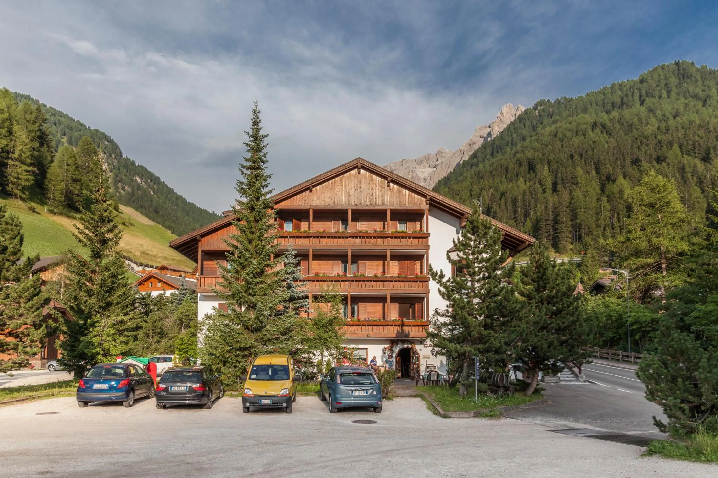 Facade/entrance in Hotel Casa Alpina - Alpin Haus