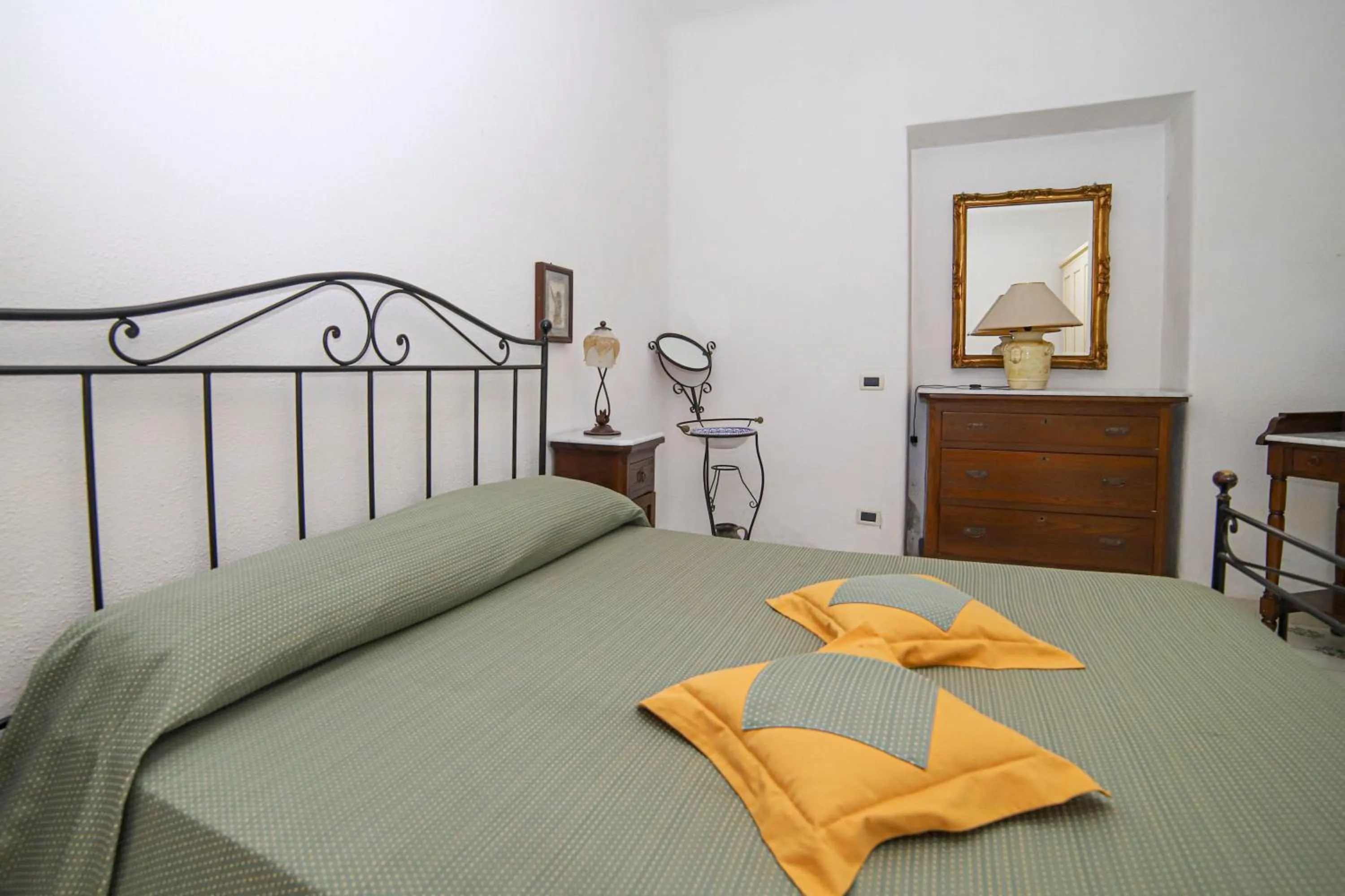 Bedroom, Bed in Sweetposeidon