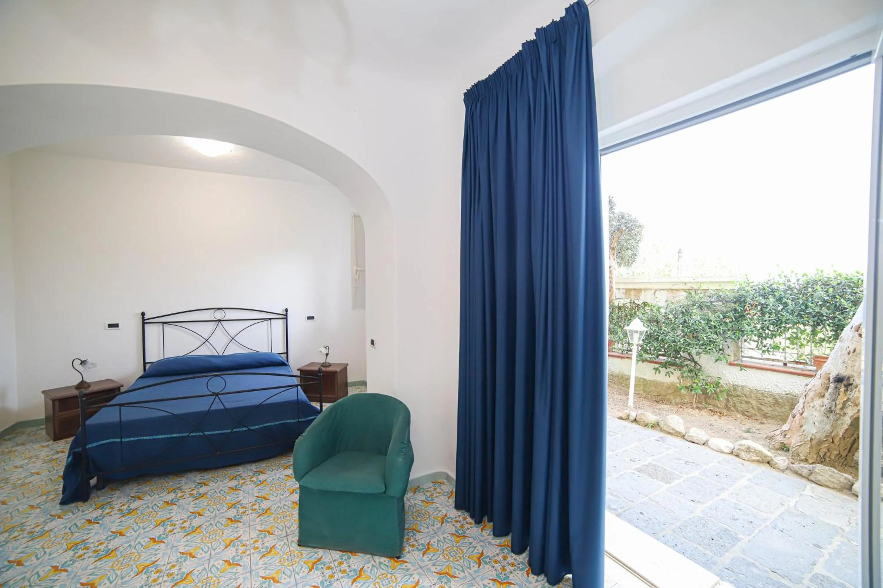 Bedroom, Bed in Sweetposeidon