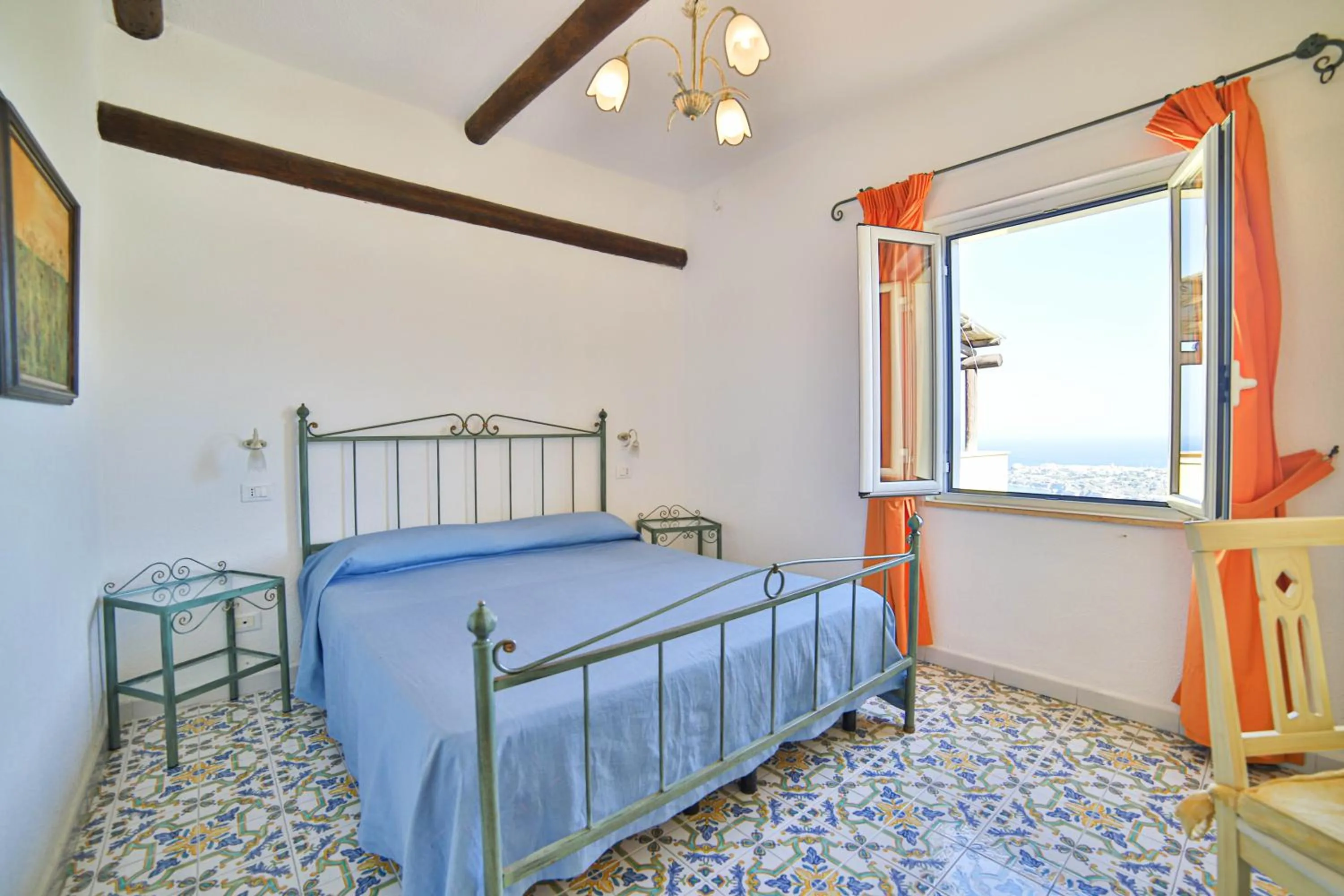 Bedroom, Bed in Sweetposeidon