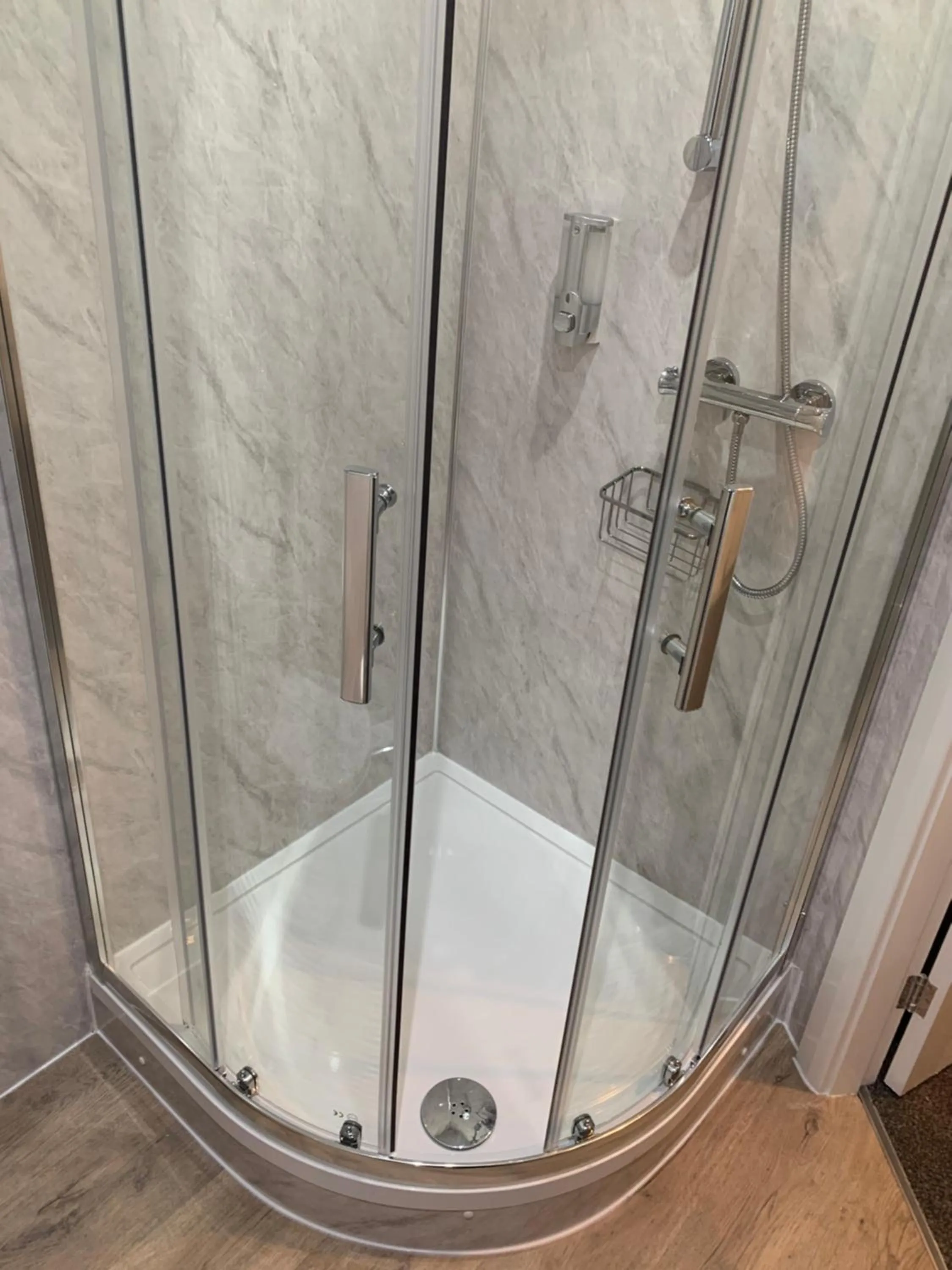 Shower in Rooms at the Inn